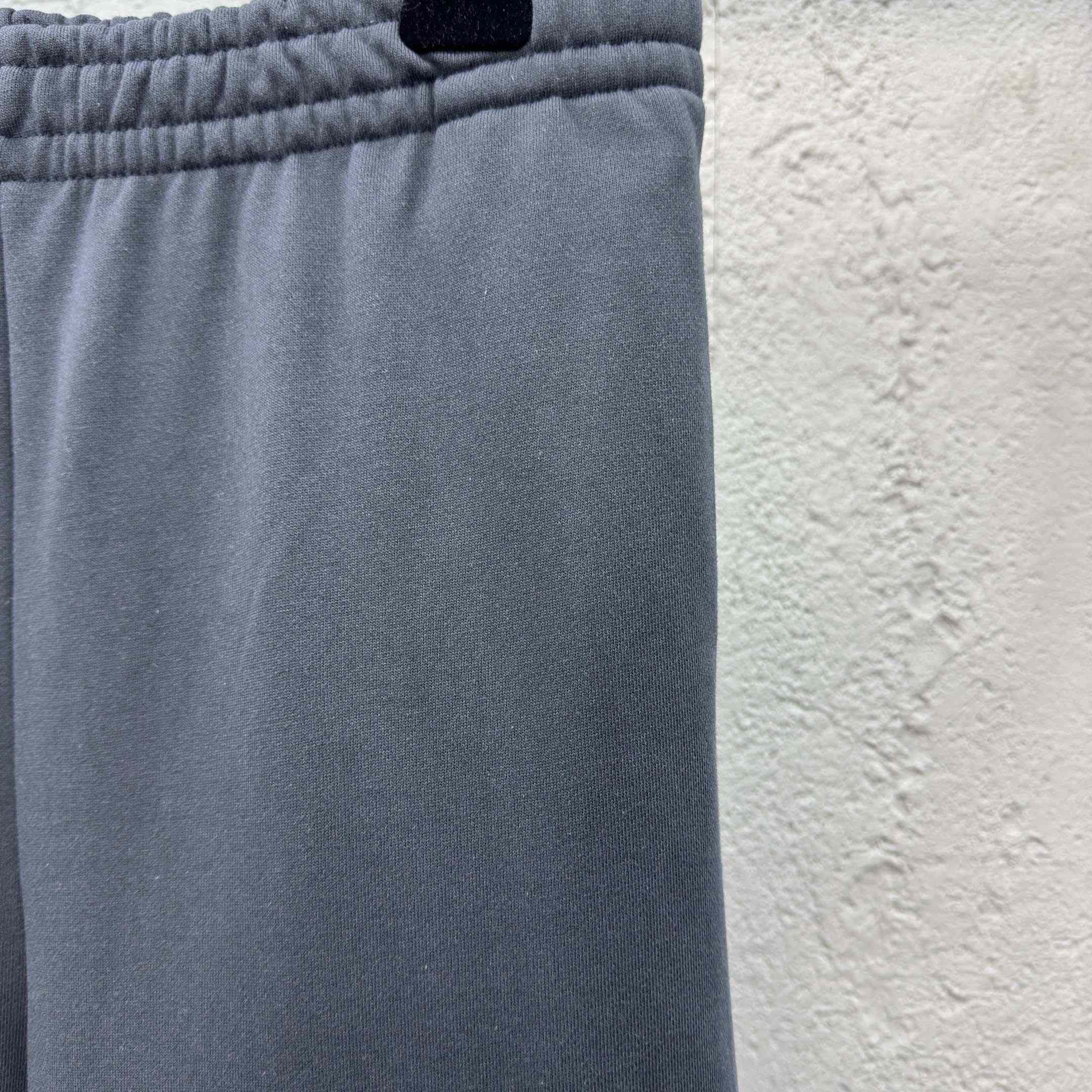 Balenciaga Under Armour® Baggy Sweatpants In Black - DopestKickz