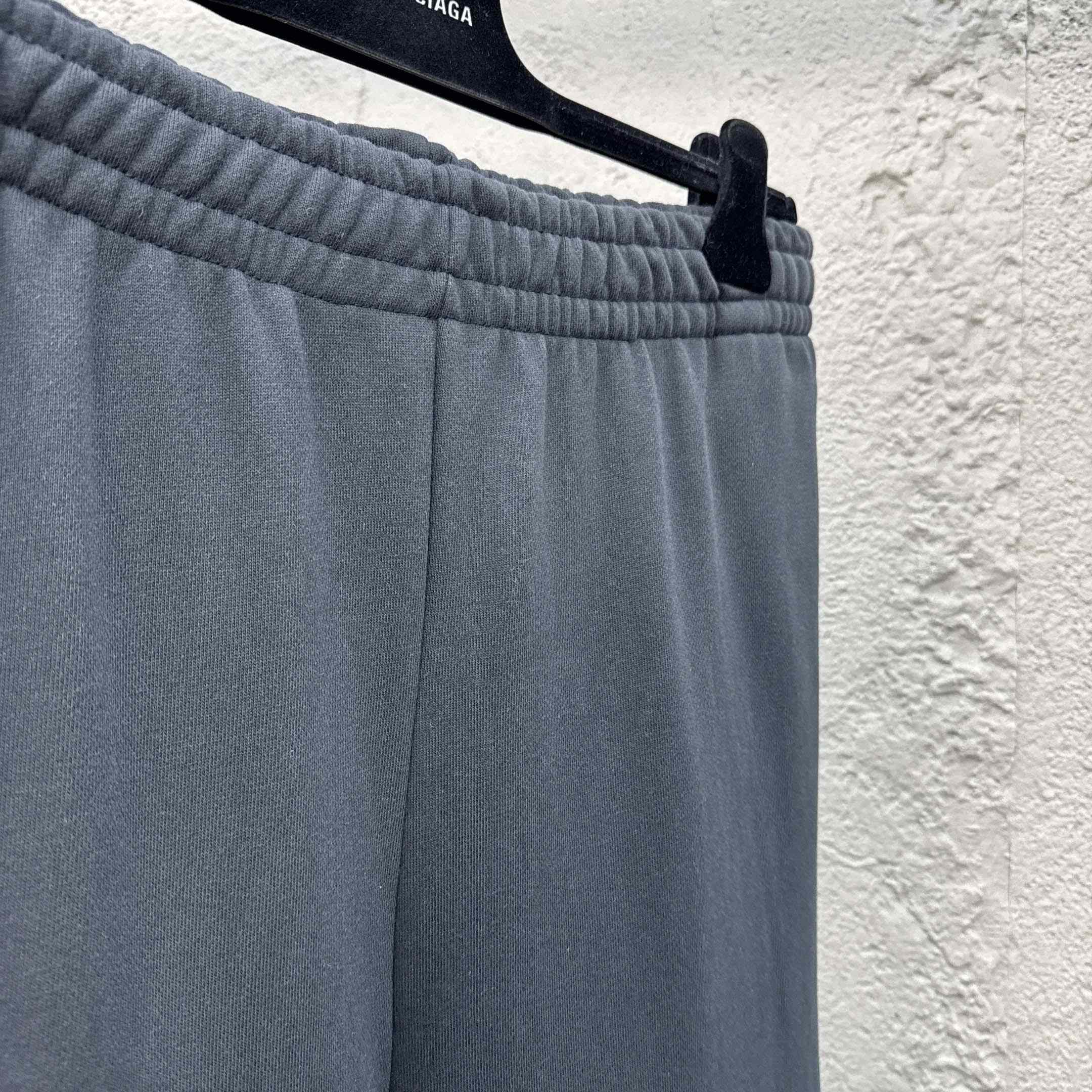 Balenciaga Under Armour® Baggy Sweatpants In Black - DopestKickz