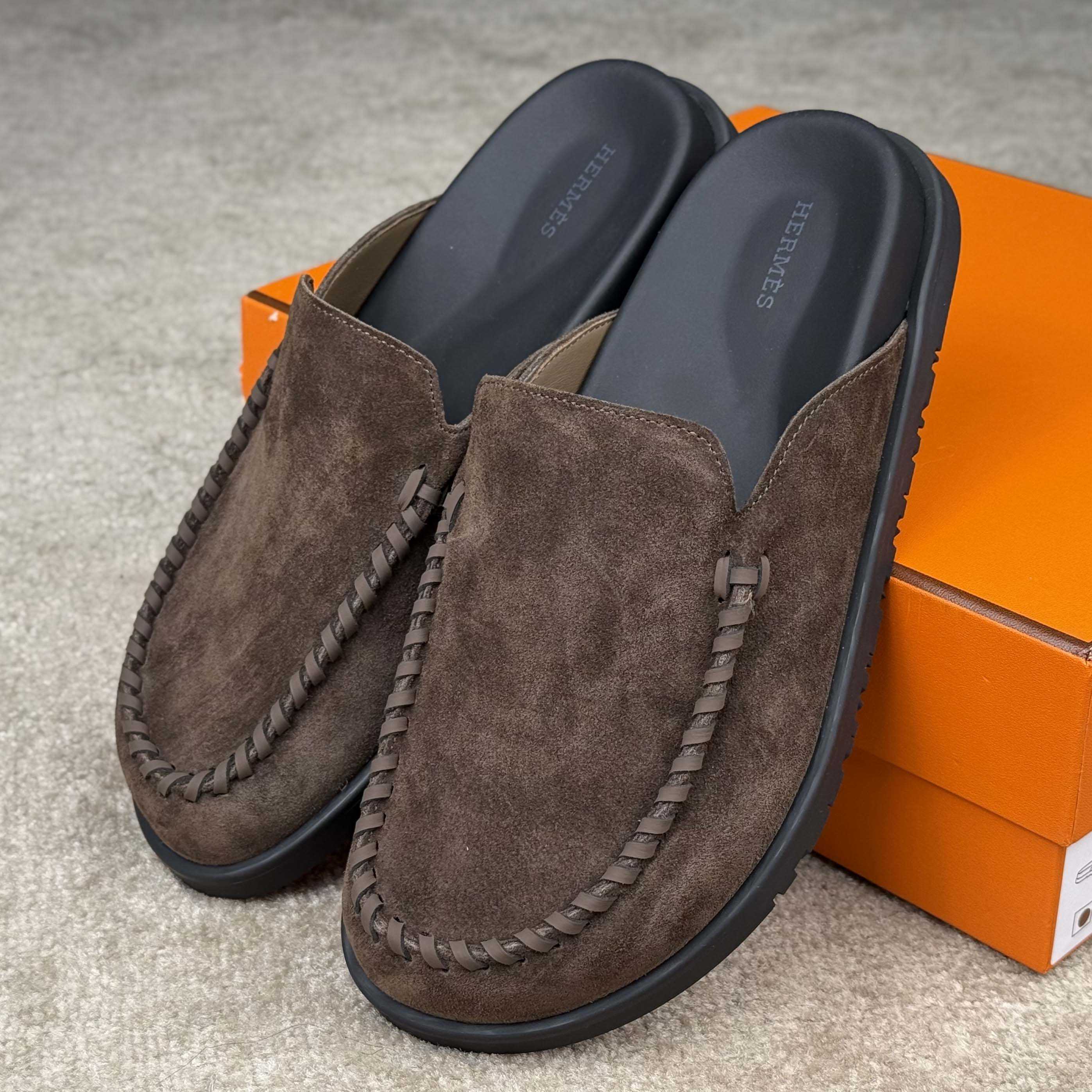 Hermes Johan Mule - DopestKickz