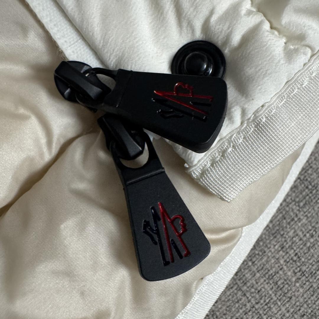 Moncler Grenoble Quilted Puffer Jacket   2519 - DopestKickz