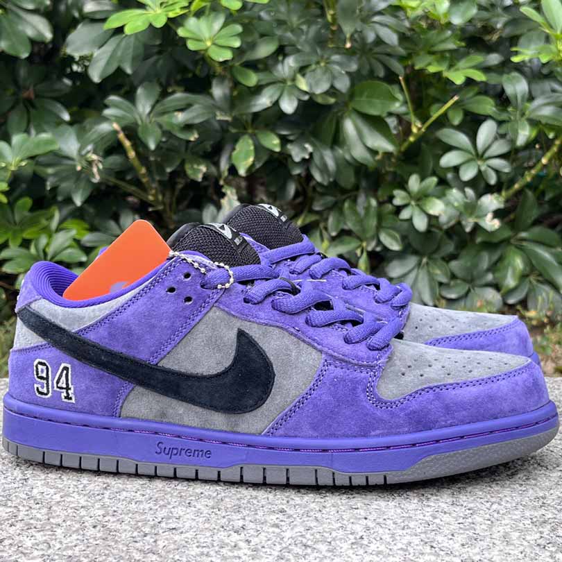 Supreme x Nike SB Dunk Low   HQ8487-500  - DopestKickz