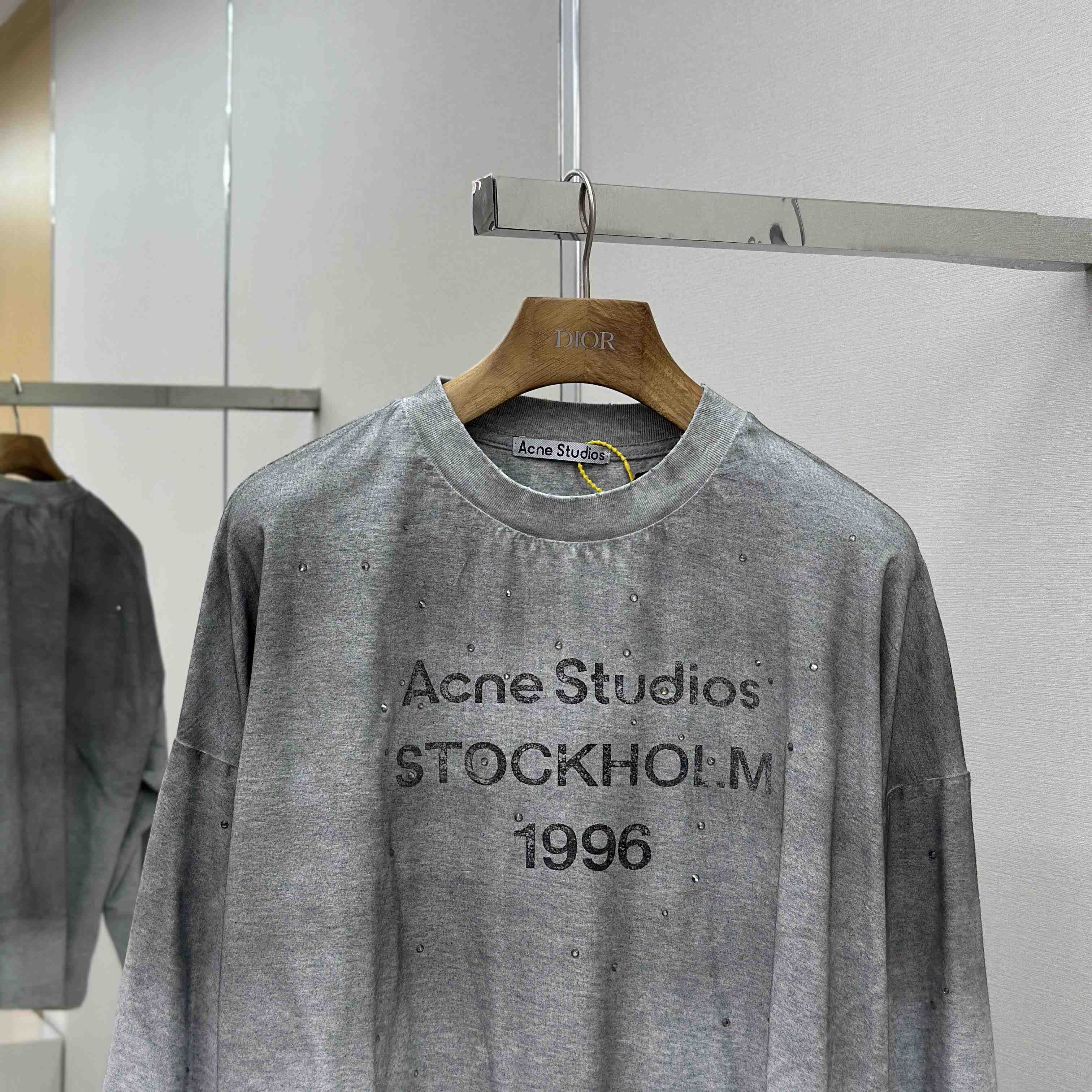 Acne Studios Logo T-shirt - Relaxed Fit - DopestKickz