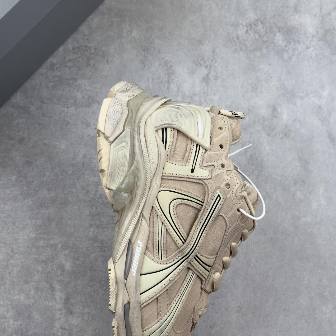 Balenciaga Runner Sneakers - DopestKickz