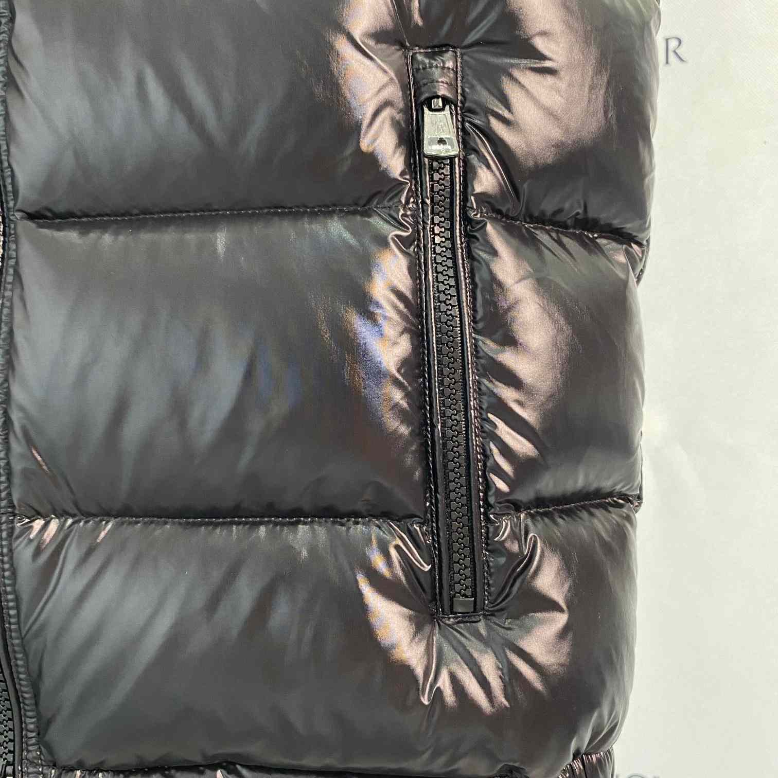 Moncler Bormes Down Vest   809 - DopestKickz