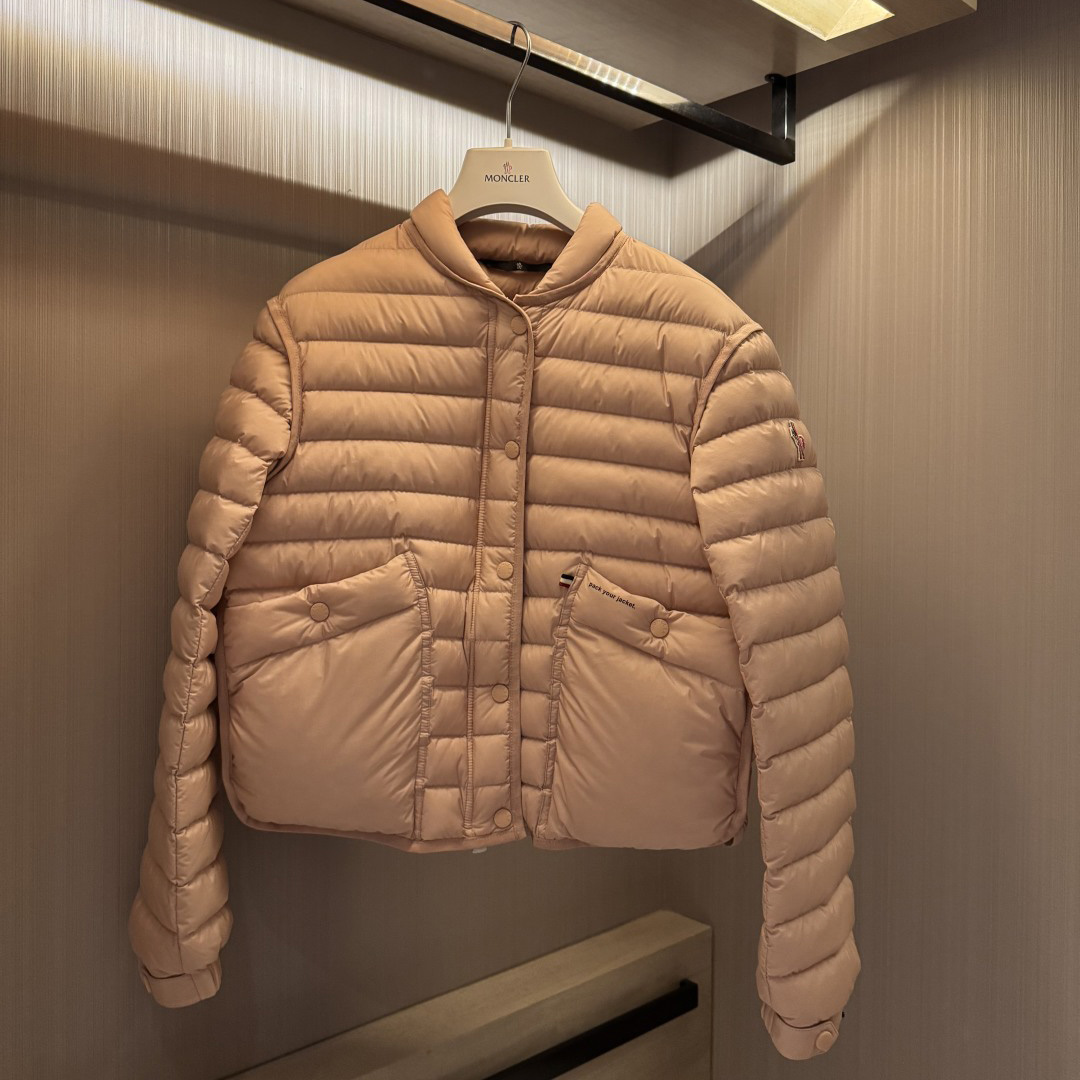 Moncler Grenoble Quilted Puffer Jacket   2519 - DopestKickz