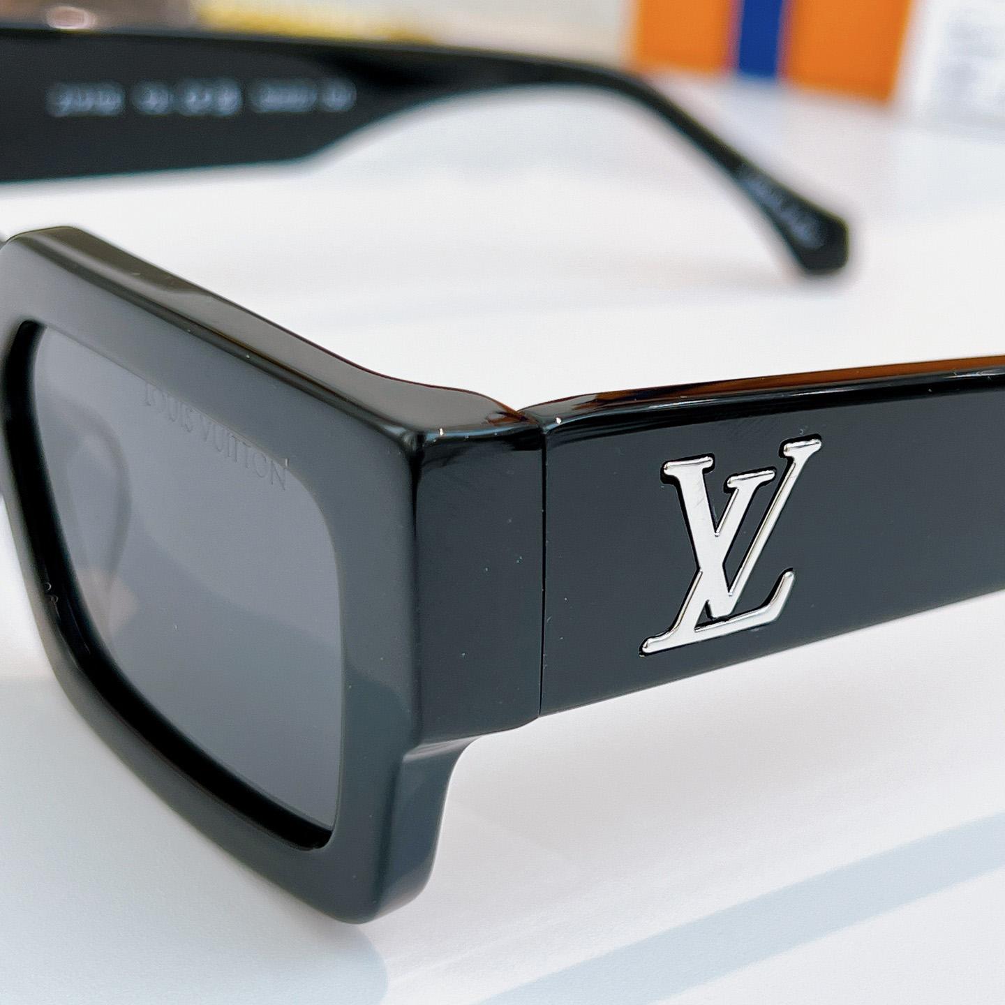 Louis Vuitton LV Clash Low Square Sunglasses   Z2864E - DopestKickz