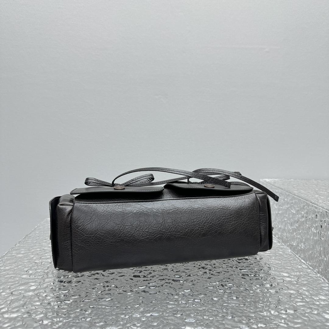 Acne Studios Multipocket Bag - DopestKickz