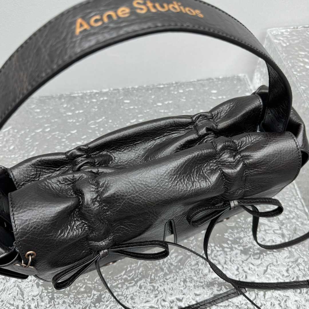 Acne Studios Multipocket Bag - DopestKickz