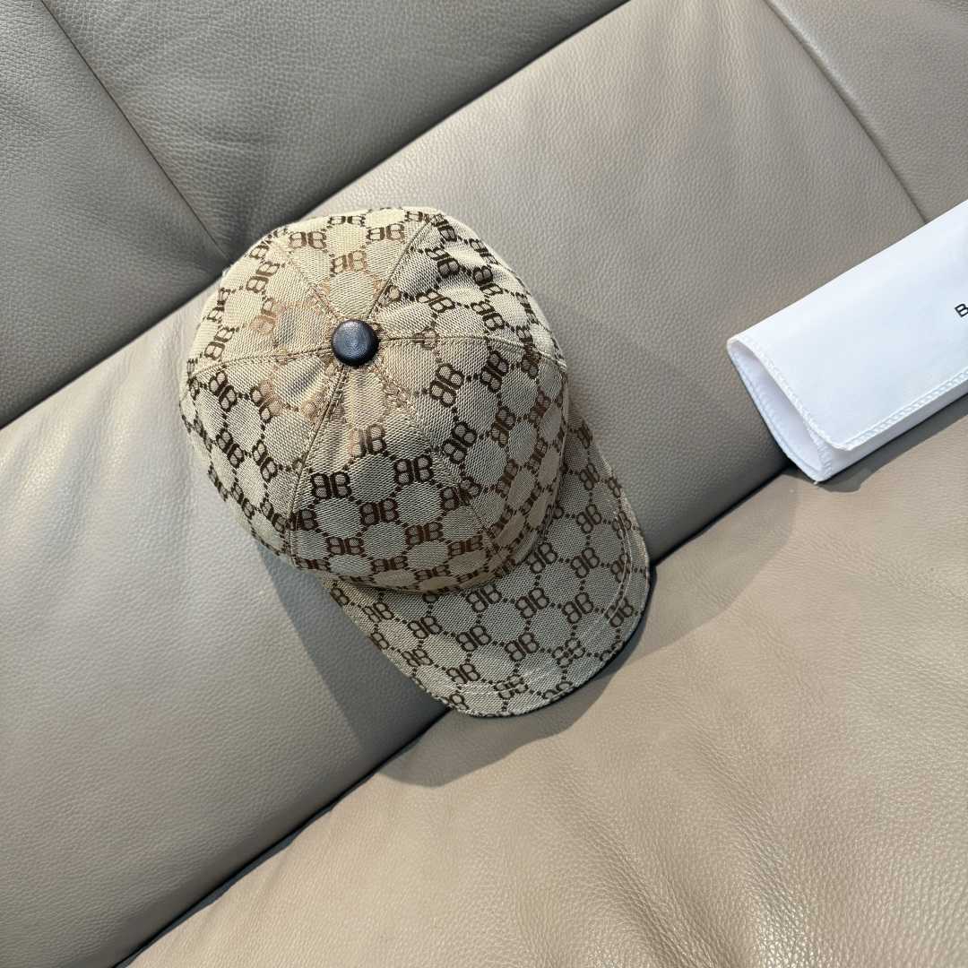 Balenciaga Cap - DopestKickz