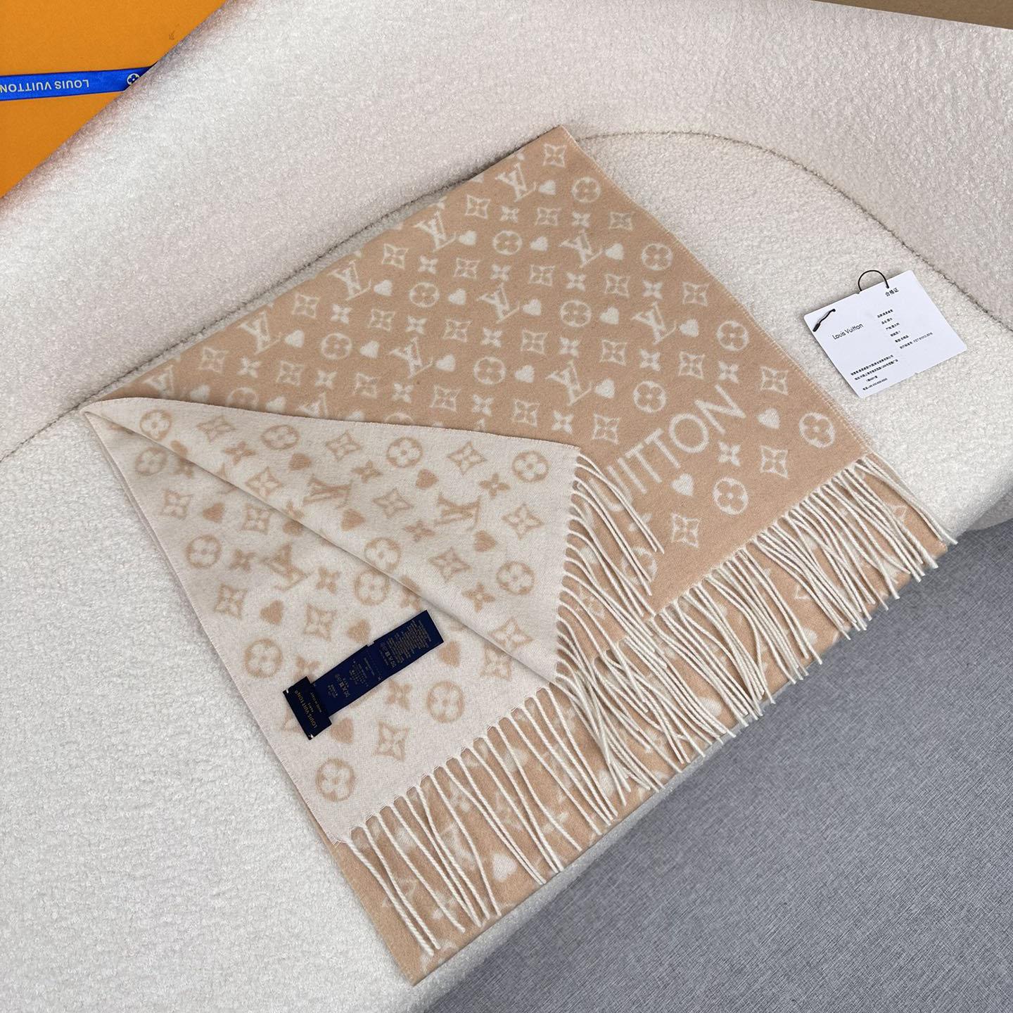 Louis Vuitton Game On Scarf   45*180cm - DopestKickz