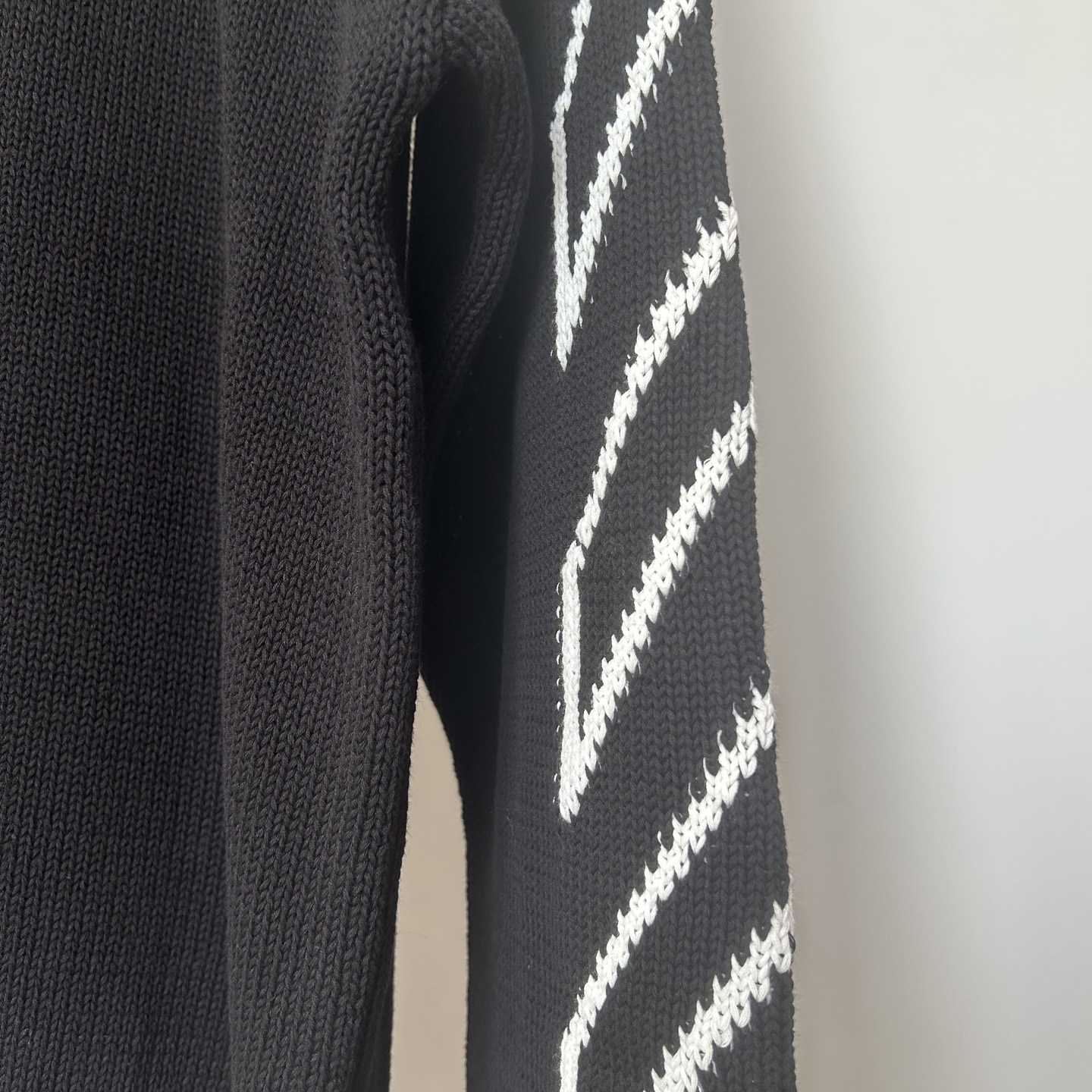 Off-White Diag Outline Knit Crewneck 'Black/White' - DopestKickz