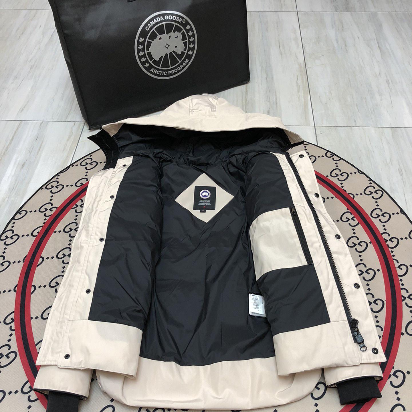 Canada Goose Parka - DopestKickz