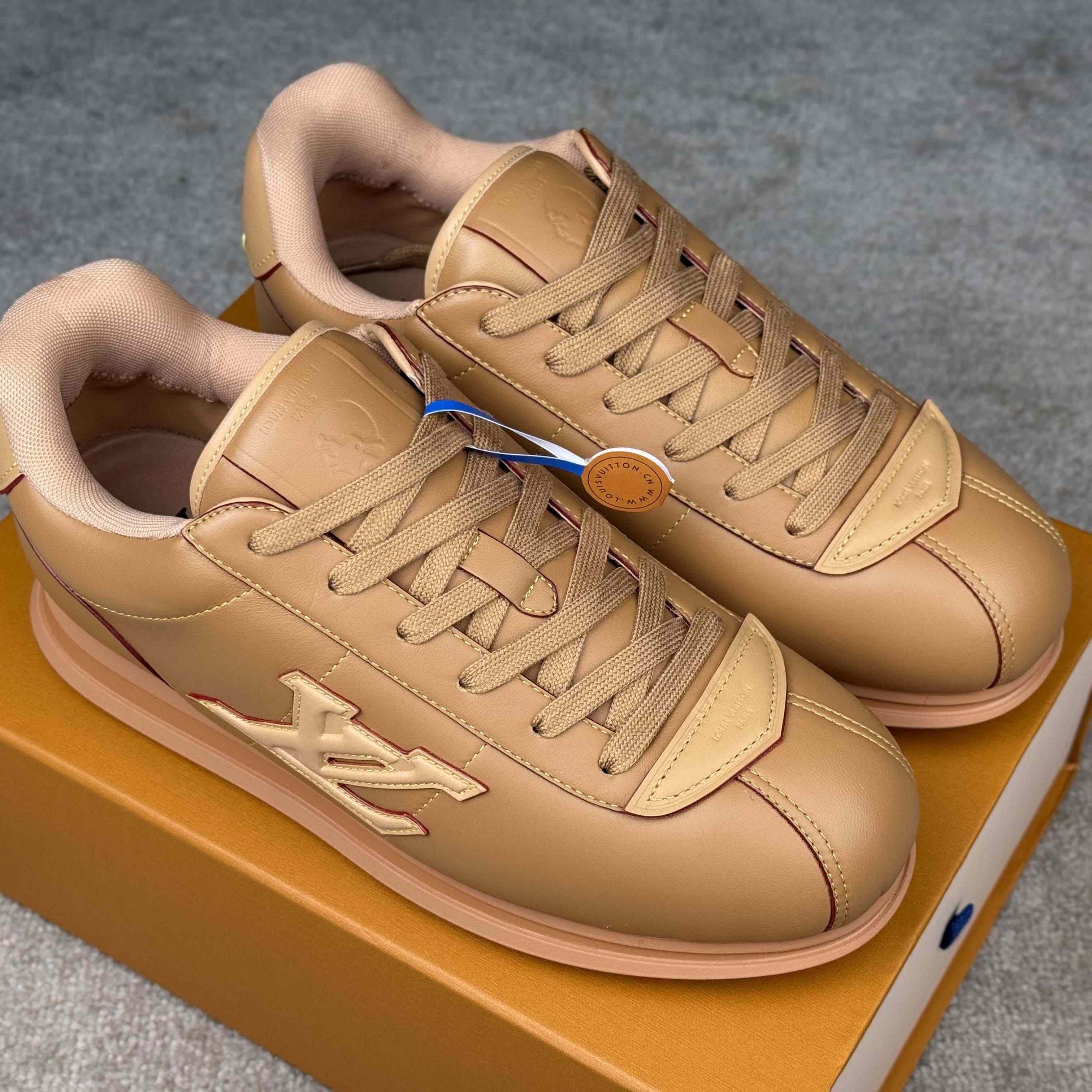 Louis Vuitton LV BUTTERSOFT Sneaker    1AIKE2 - DopestKickz