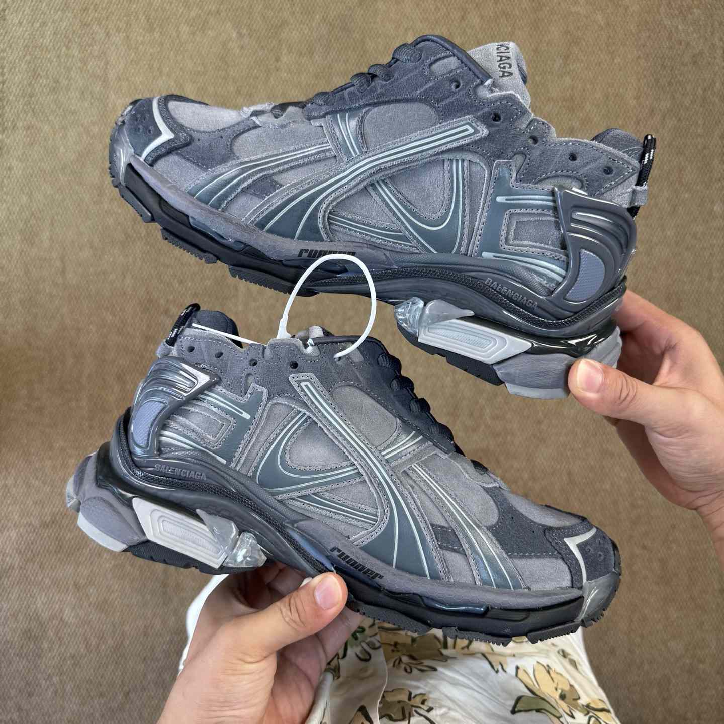 Balenciaga Runner Kith Four.Color  - DopestKickz