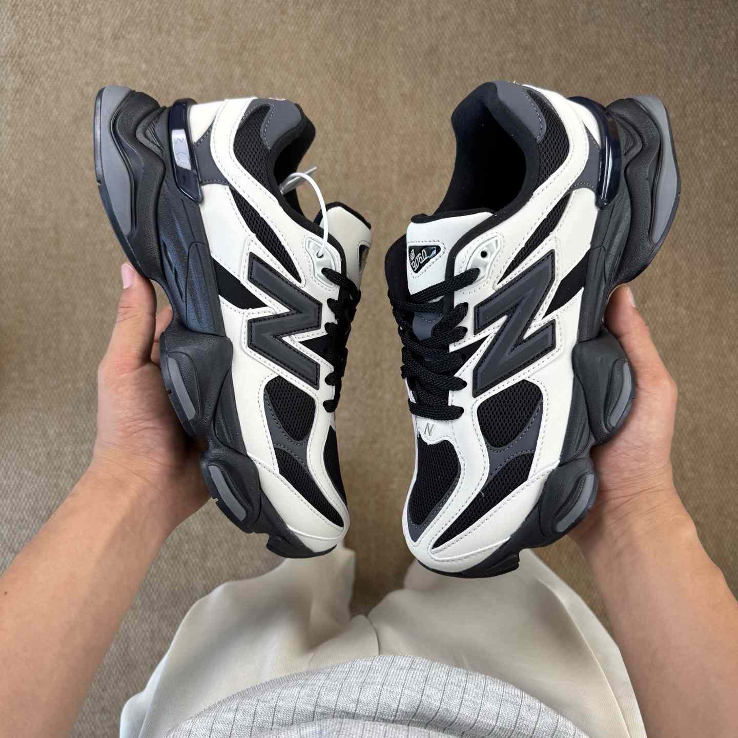 New Balance NB9060 Sneakers   U9060ZBS - DopestKickz