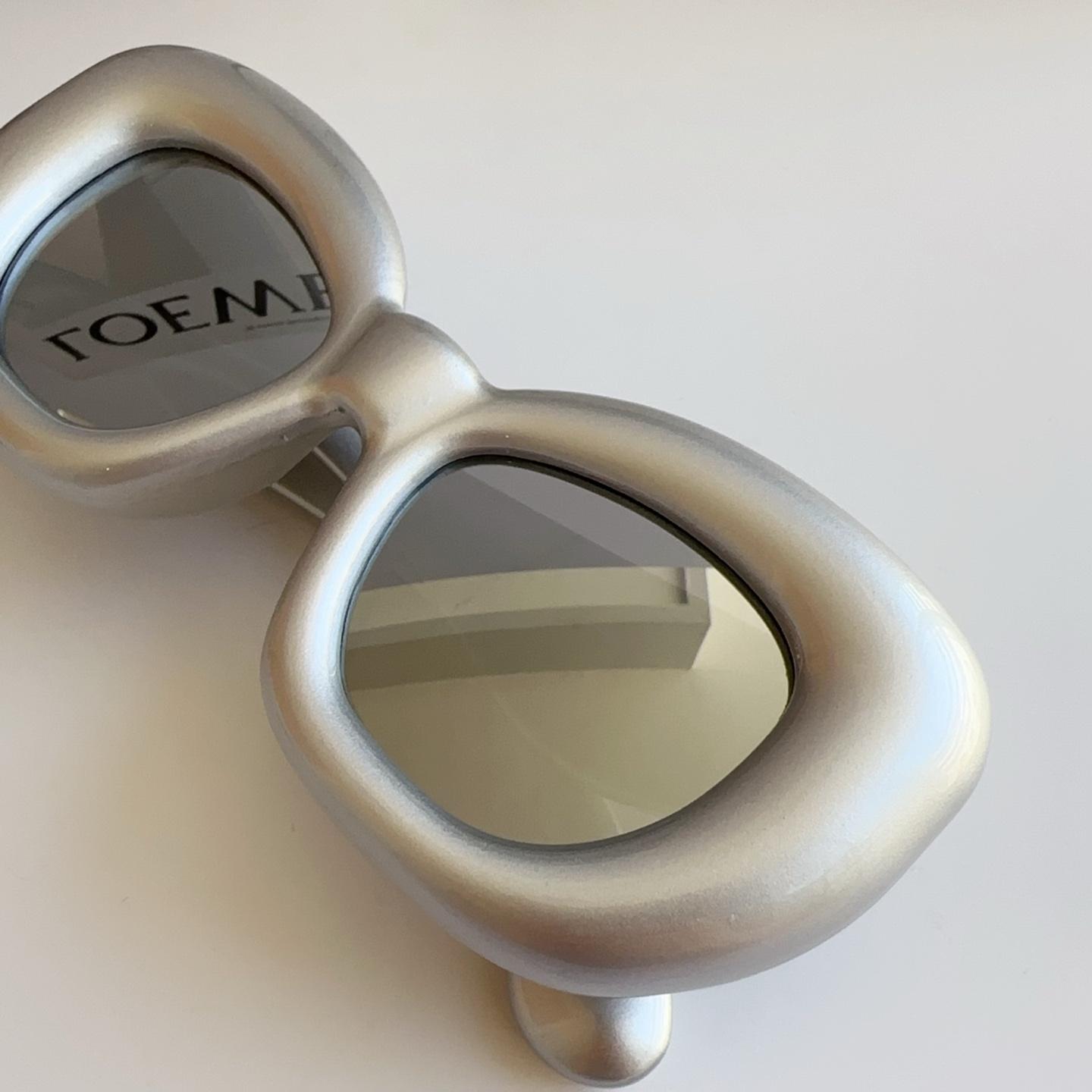 Loewe LW40100l Sunglasses  - DopestKickz