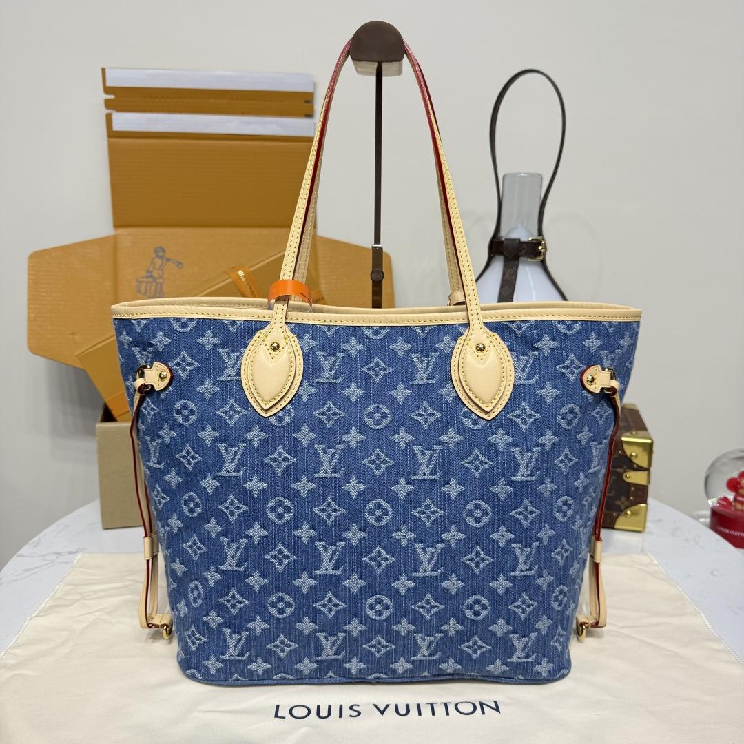 Louis Vuitton Neverfull MM   M13192 - DopestKickz