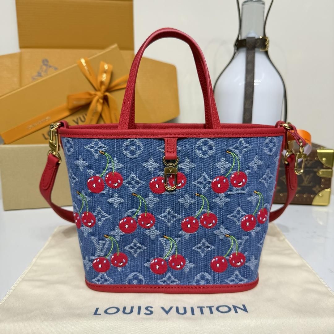 Louis Vuitton LV x TM Neverfull Inside Out BB   M14997 - DopestKickz