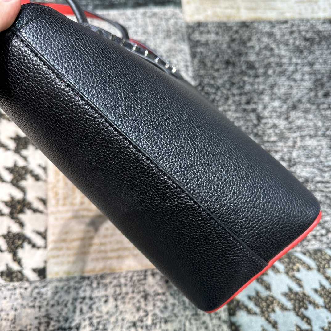 Christian Louboutin Tote  34-24-12CM - DopestKickz