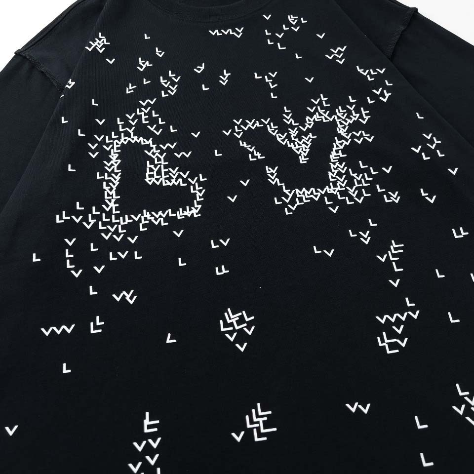 Louis Vuitton LV Spread T-Shirt - DopestKickz