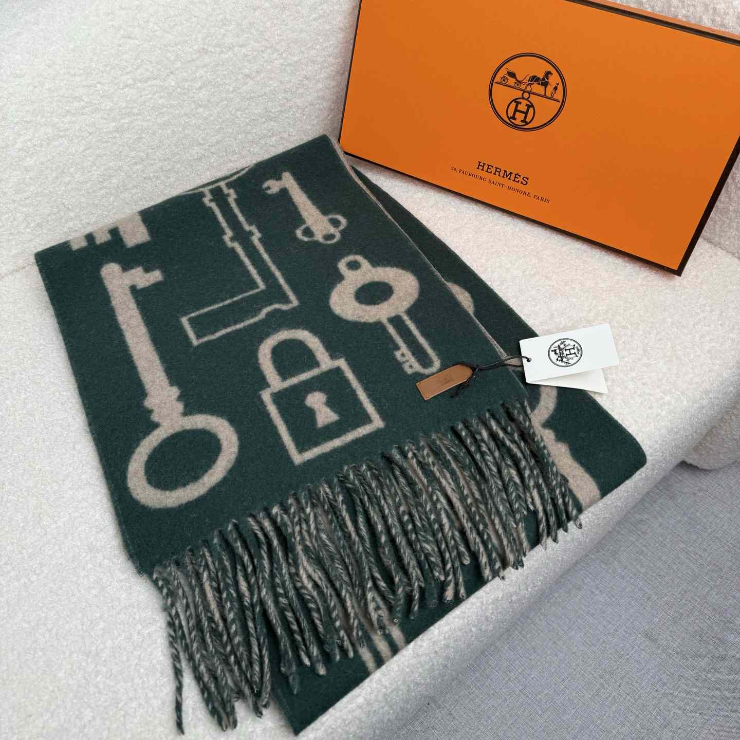 Hermes Casaque Porte-Clefs Scarf - DopestKickz