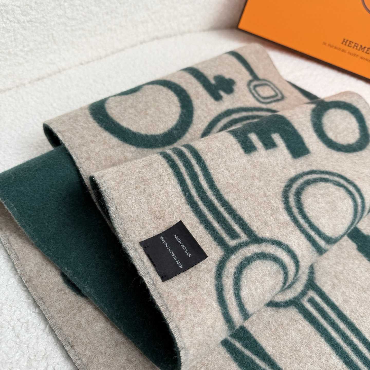 Hermes Casaque Porte-Clefs Scarf - DopestKickz