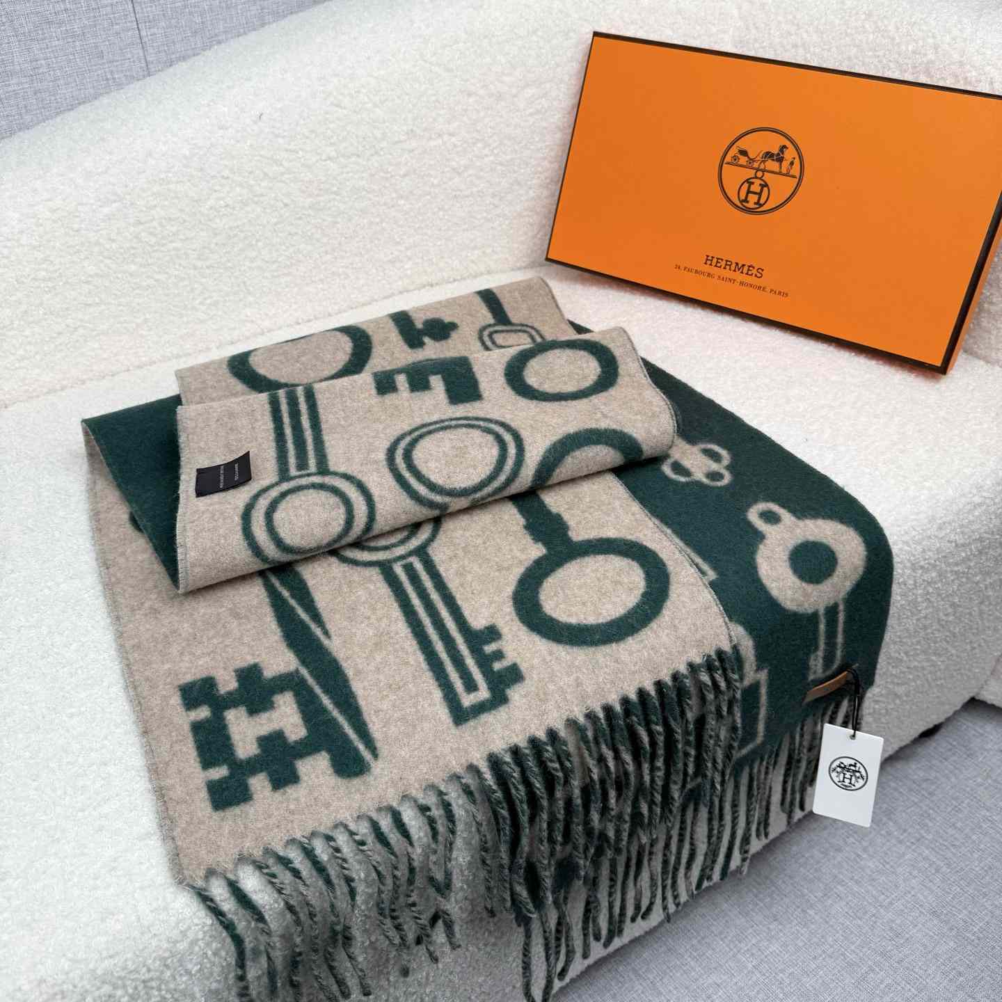 Hermes Casaque Porte-Clefs Scarf - DopestKickz