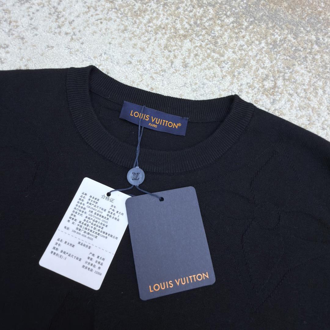 Louis Vuitton Monogram Short-Sleeved Cotton Crewneck    - DopestKickz