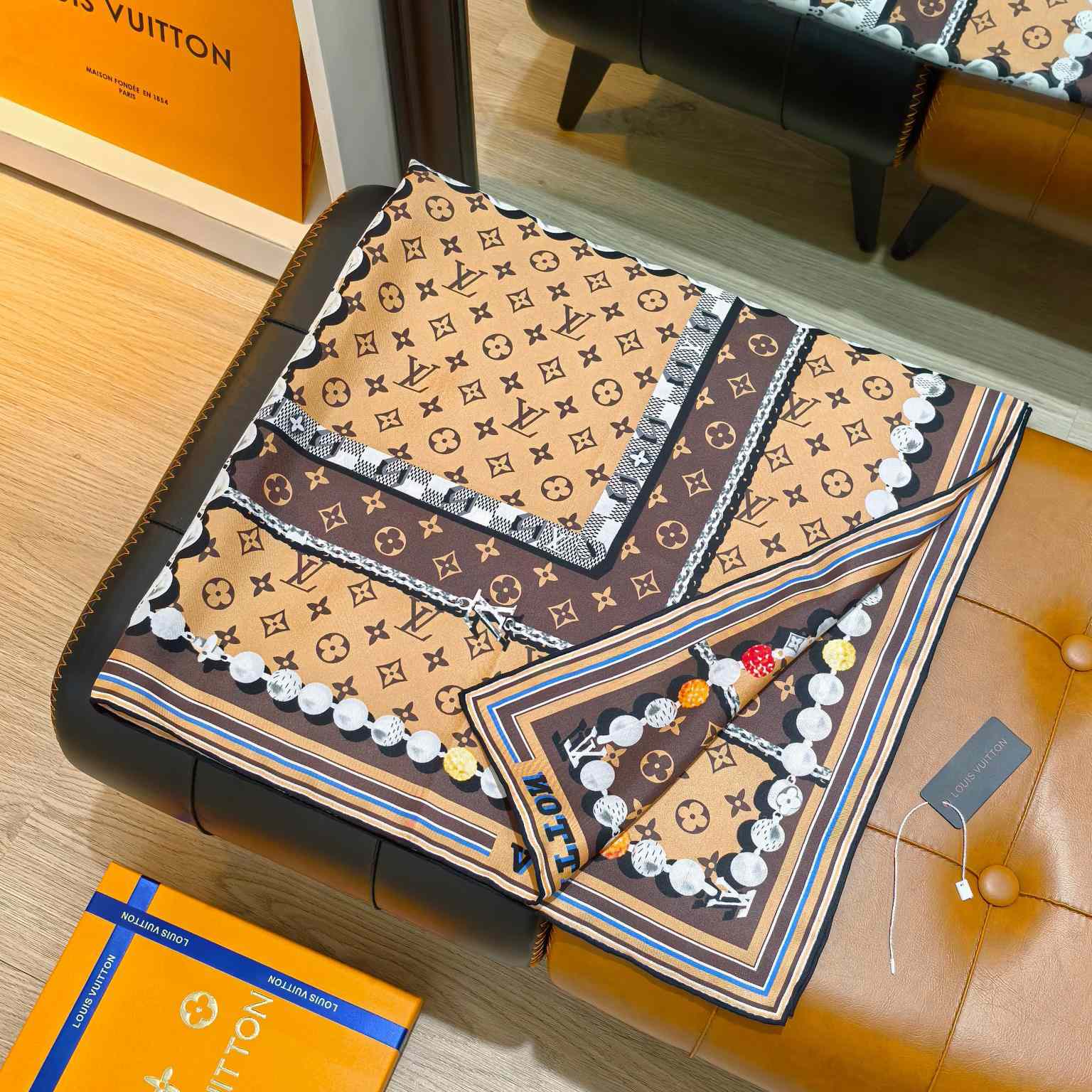 Louis Vuitton Dandy Monogram Silk Square   M94848 - DopestKickz