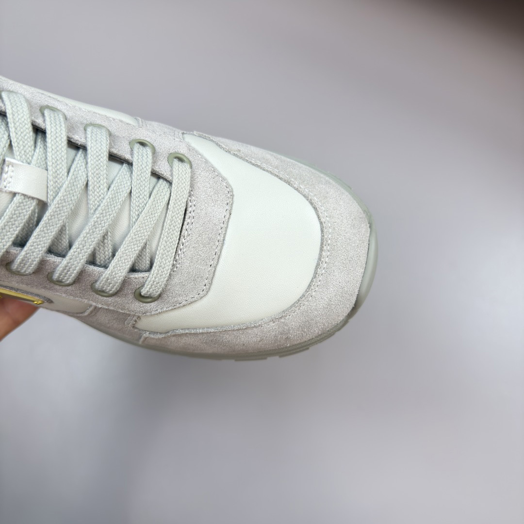 Prada Prax 2.0 Sneakers - DopestKickz