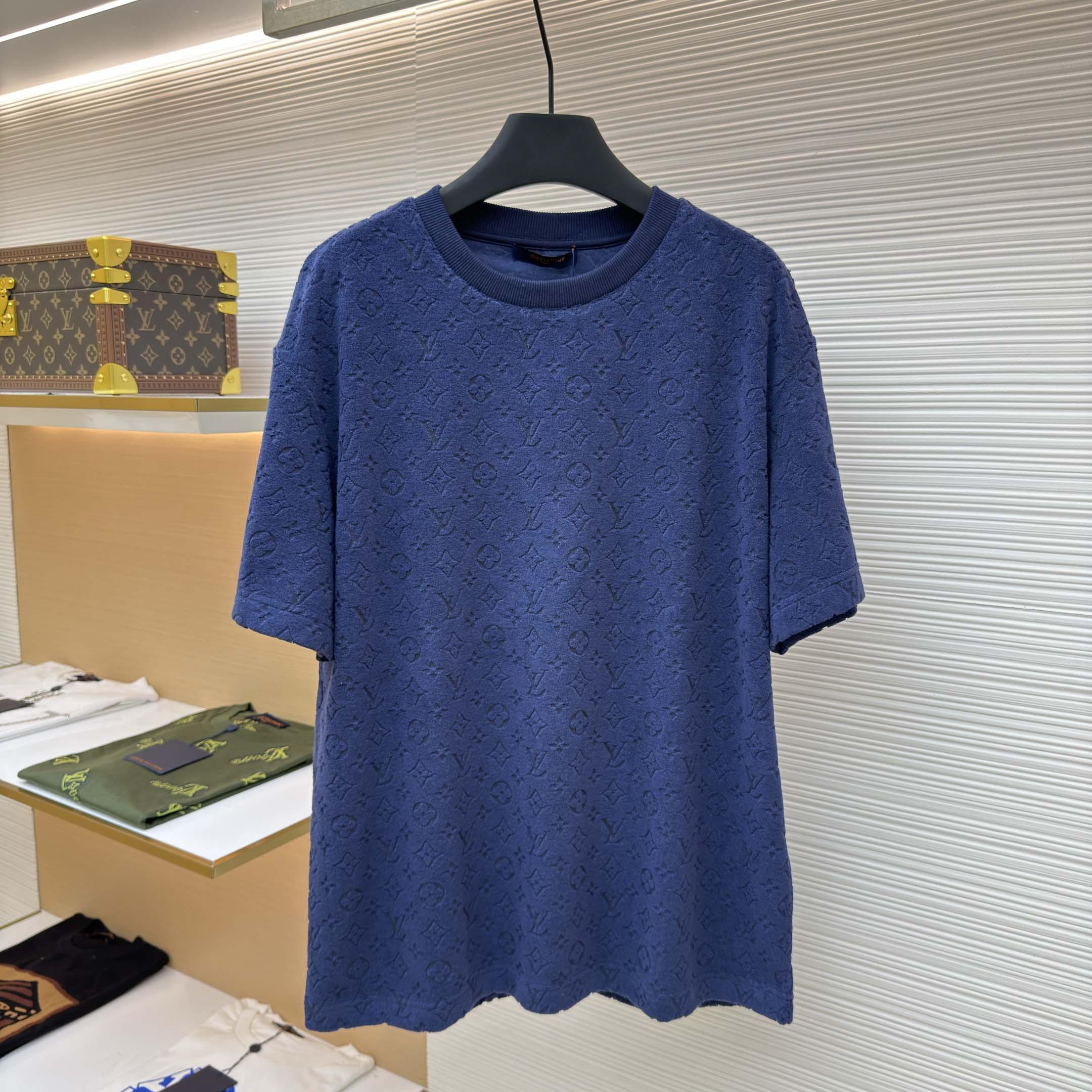 Louis Vuitton Monogram Fil Coupe T-shirt    1AIWEZ - DopestKickz
