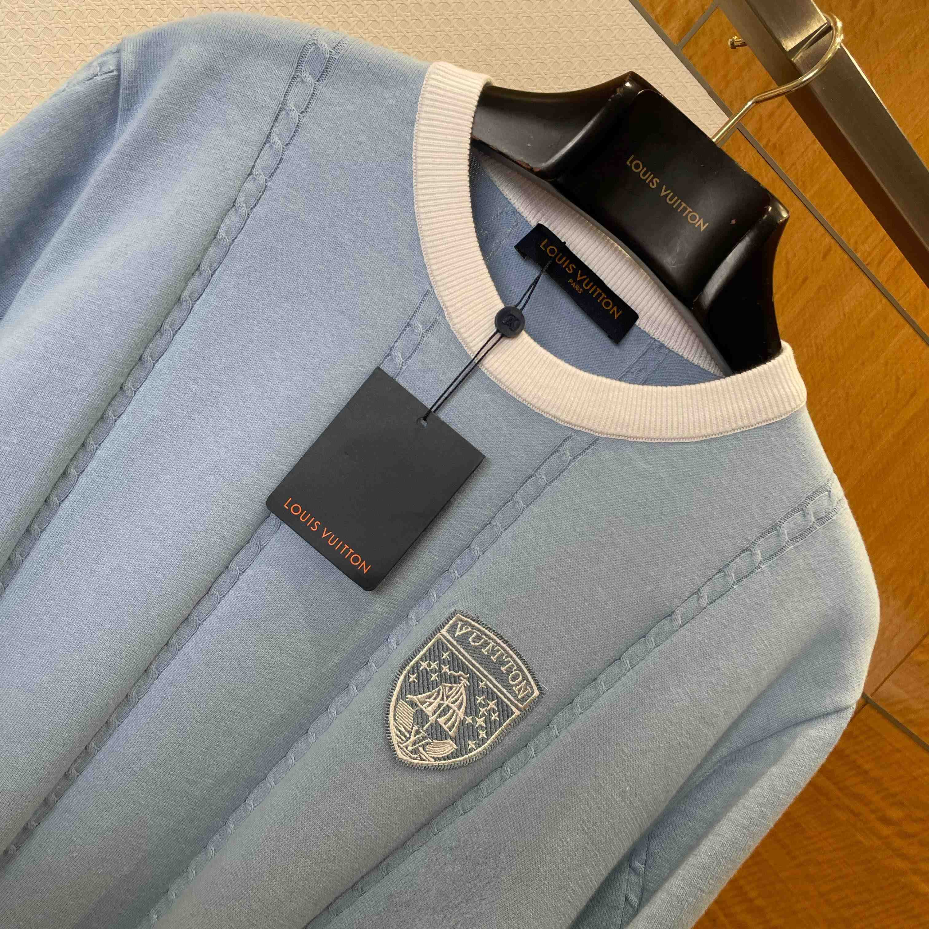 Louis Vuitton Silk-Cotton Short-Sleeved Crewneck   1AIJYJ - DopestKickz