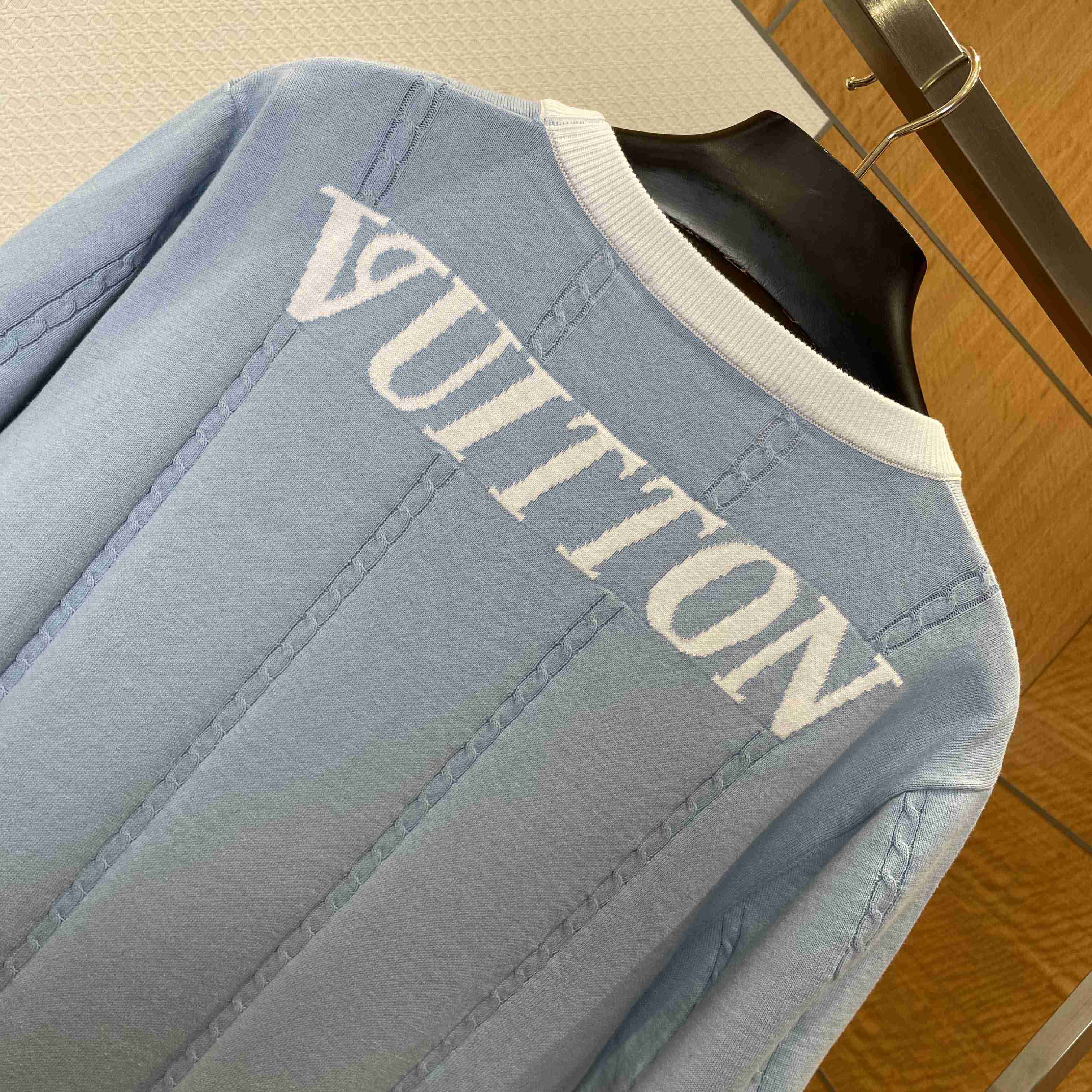 Louis Vuitton Silk-Cotton Short-Sleeved Crewneck   1AIJYJ - DopestKickz