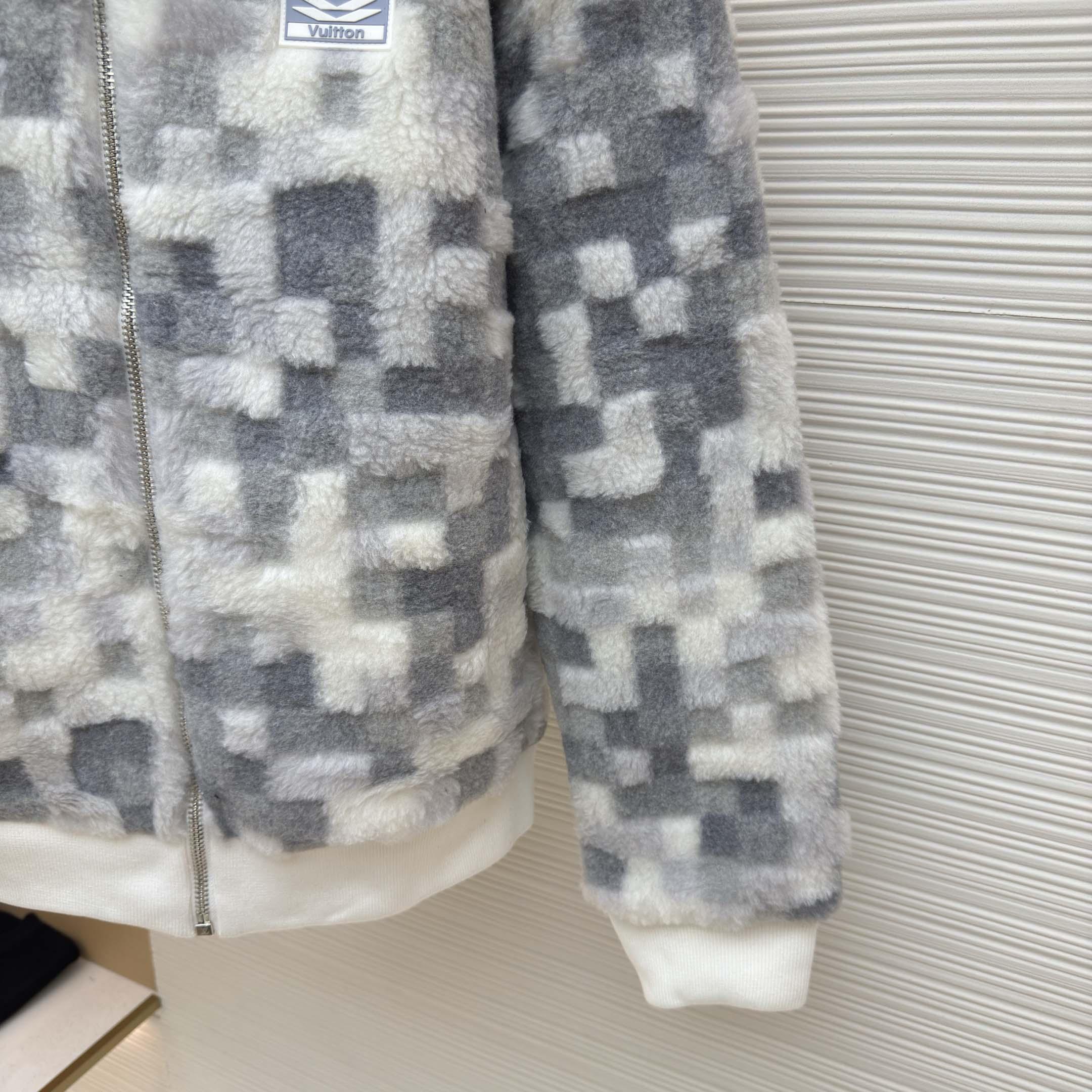 Louis Vuitton Fleece Blouson   1AGK16 - DopestKickz