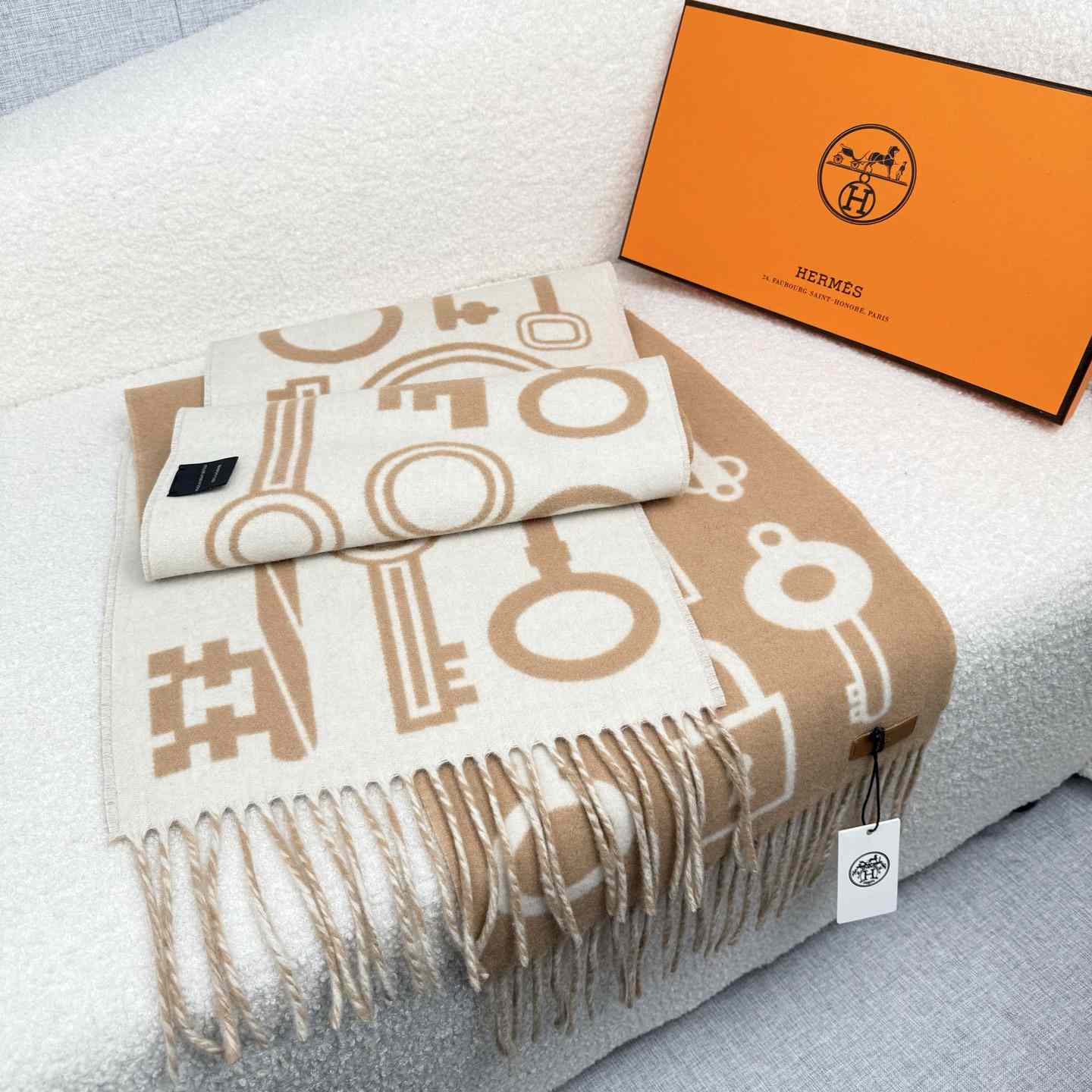 Hermes Casaque Porte-Clefs Scarf - DopestKickz