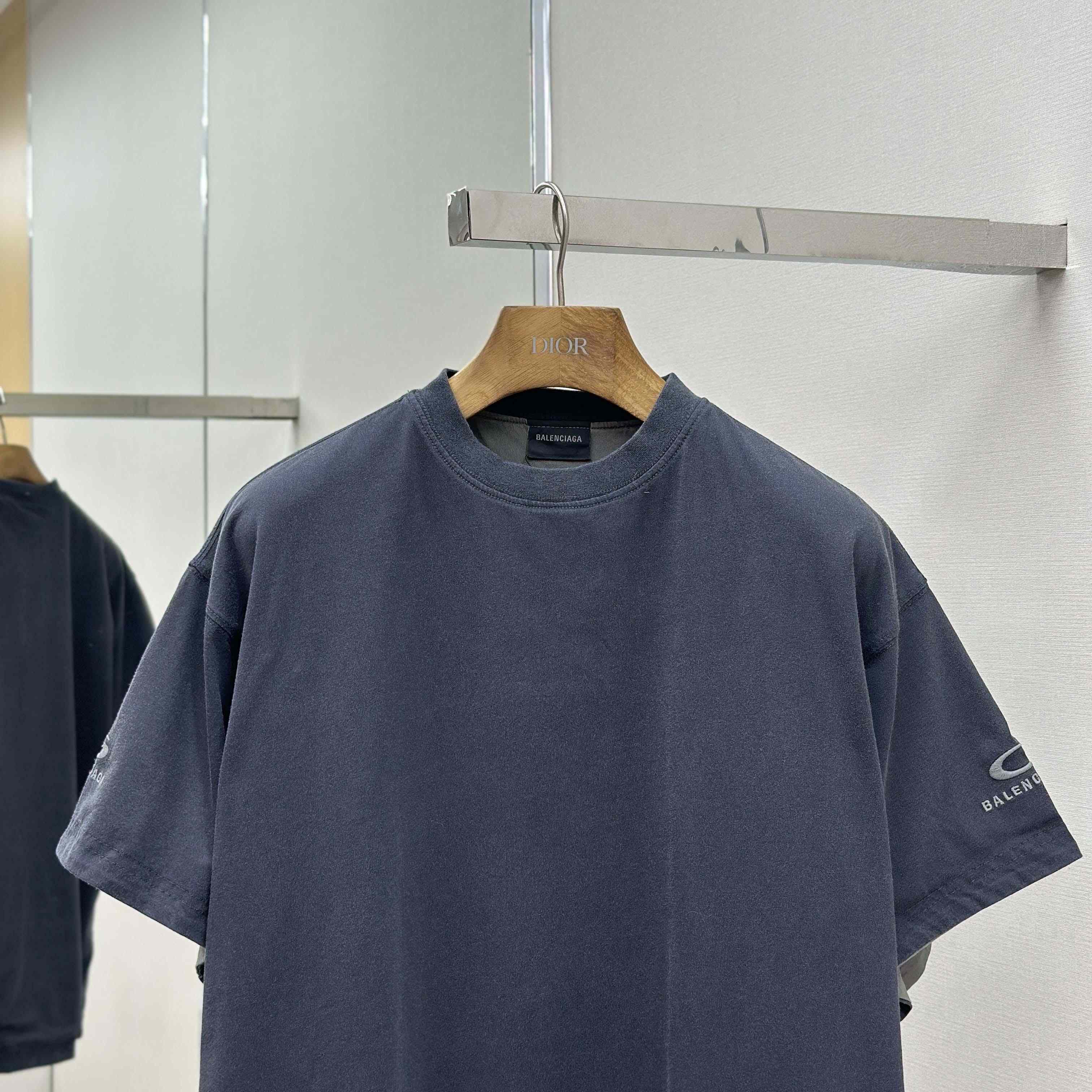 Balenciaga Back Reversible Oversized T-Shirt  - DopestKickz