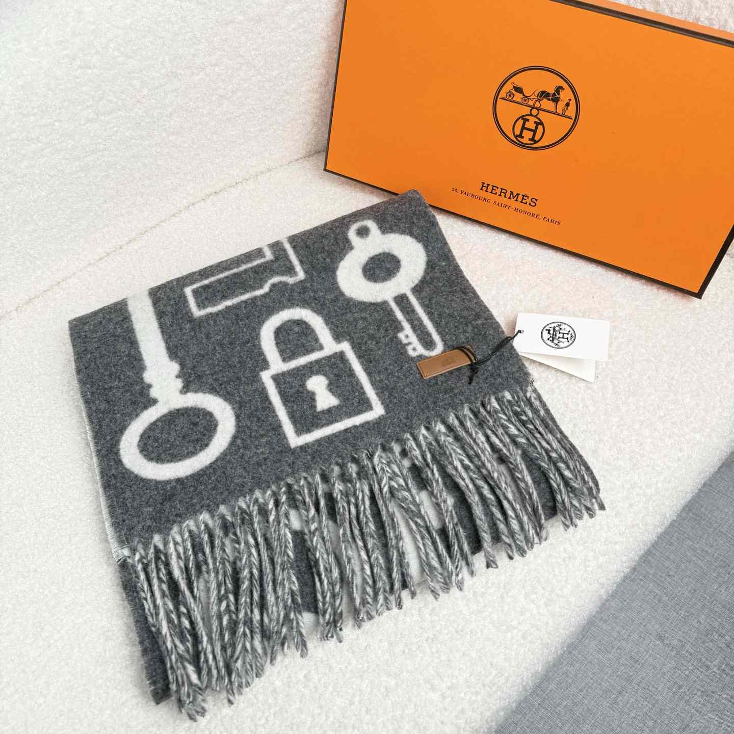 Hermes Casaque Porte-Clefs Scarf - DopestKickz