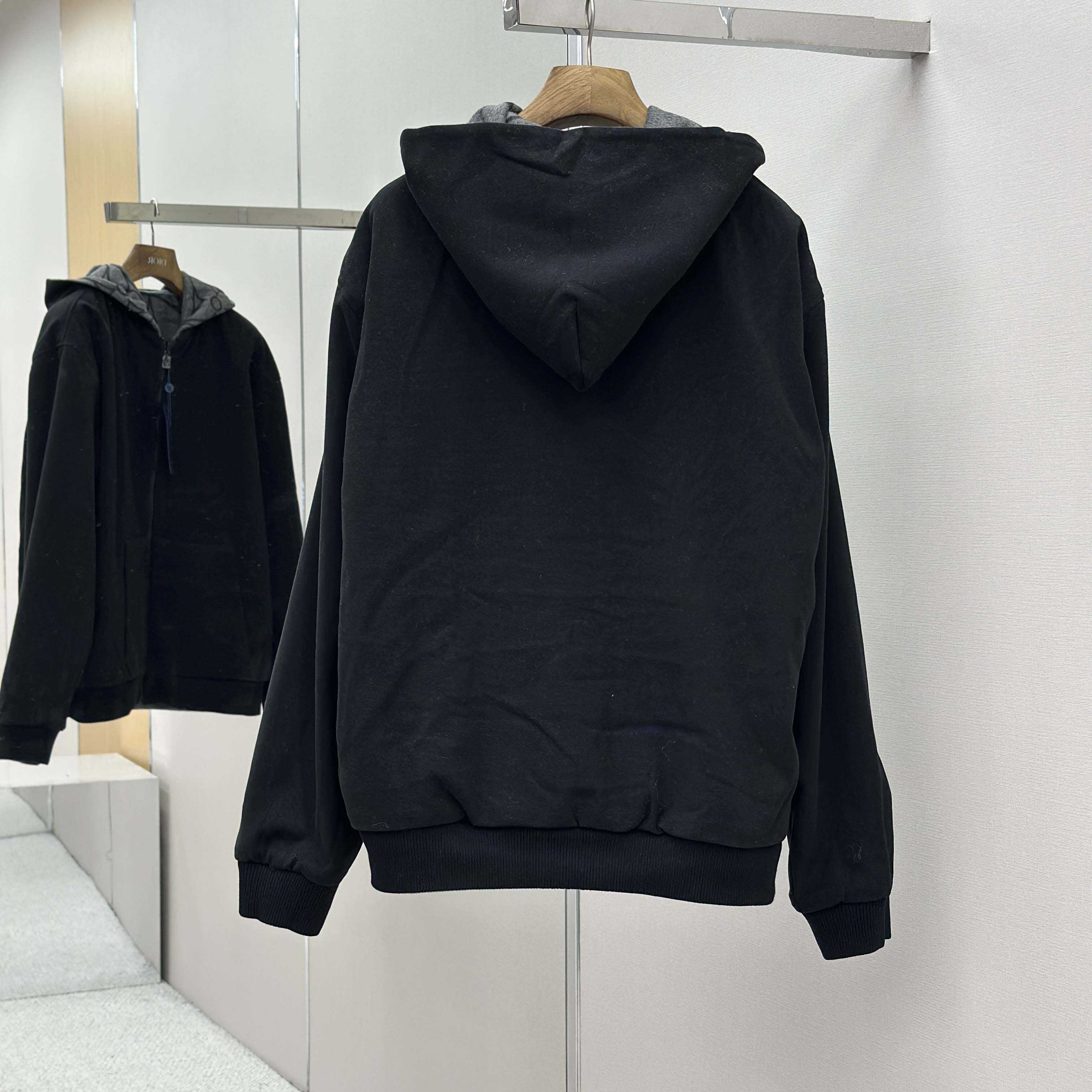 Louis Vuitton Reversible Double Face Hooded Blouson    1AGHXW - DopestKickz