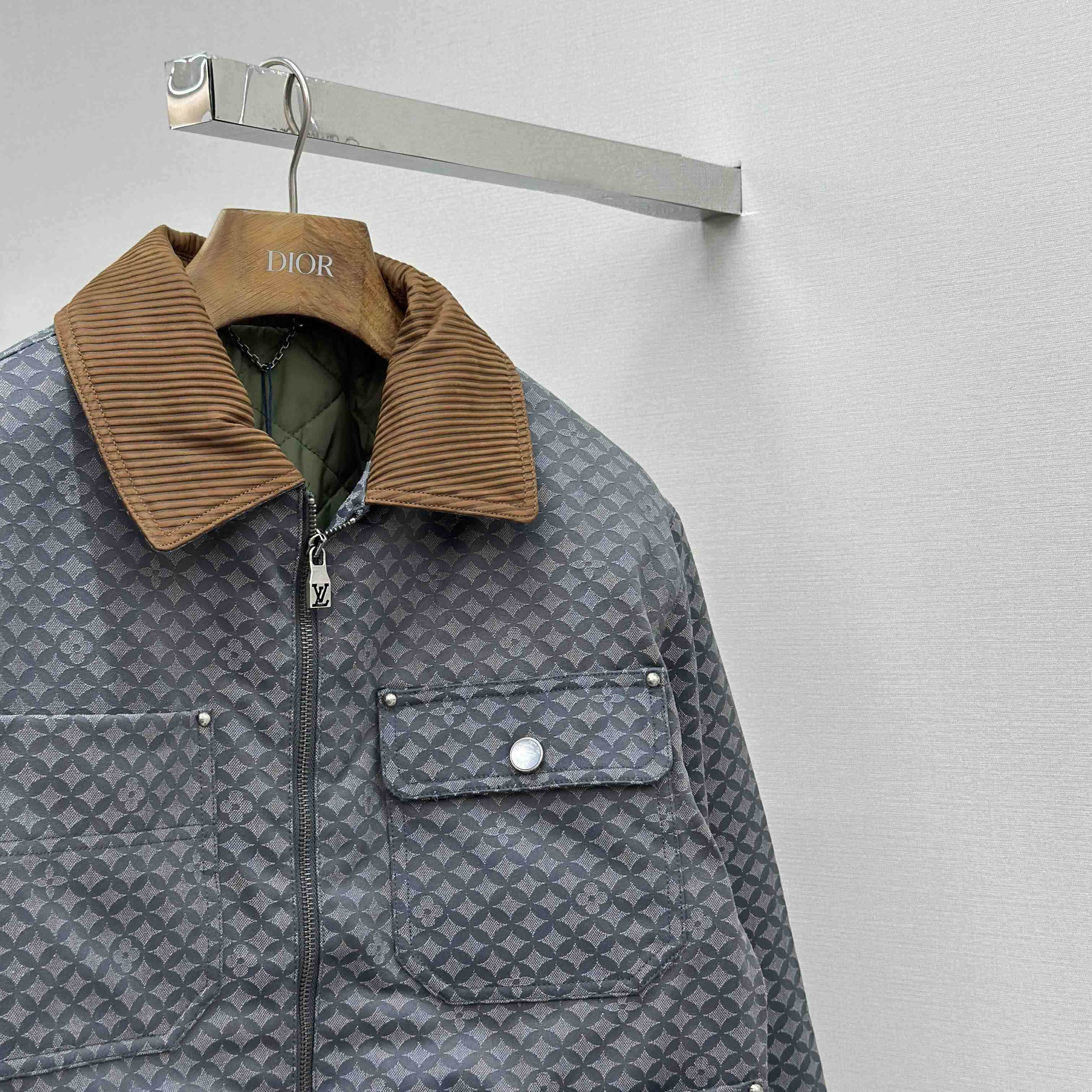 Louis Vuitton Workwear Blouson   1AILNQ - DopestKickz