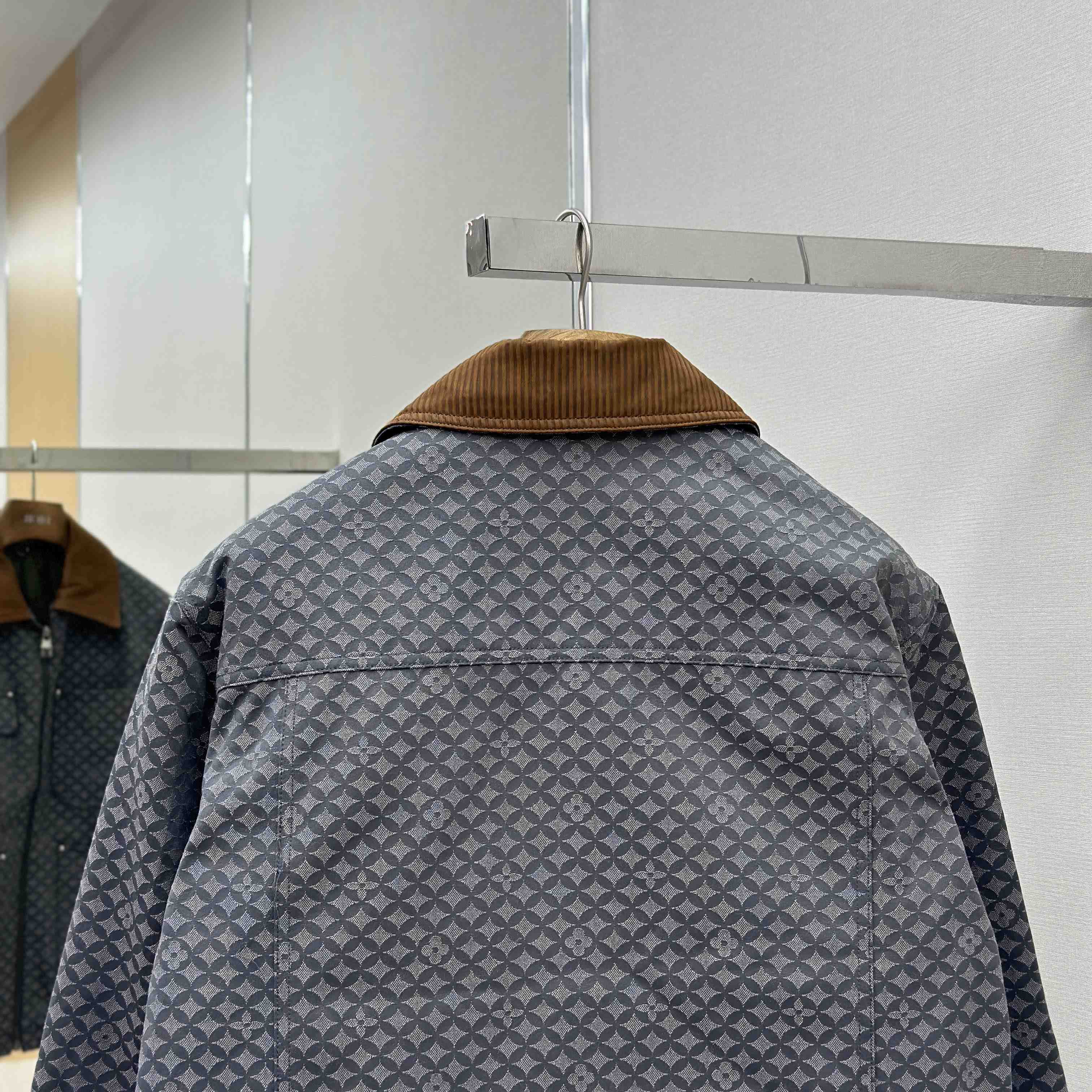 Louis Vuitton Workwear Blouson   1AILNQ - DopestKickz