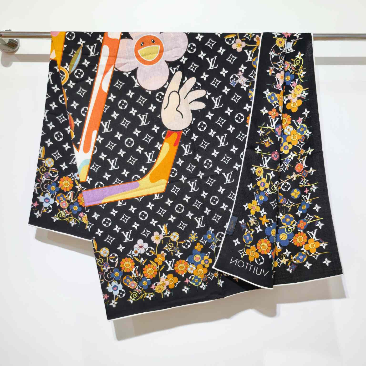 Louis Vuitton LV x TM Monogram Superflat Shawl    - DopestKickz