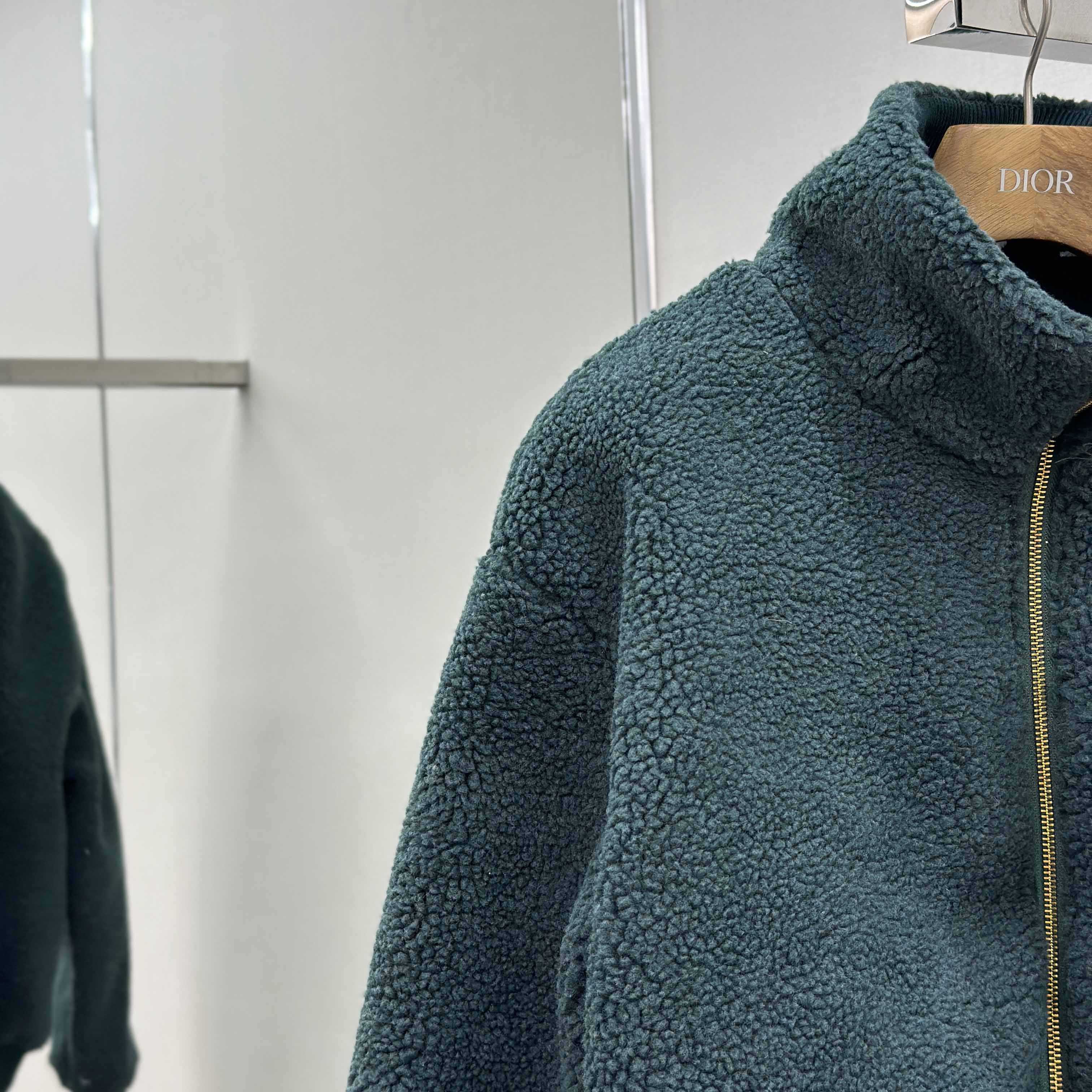 Louis Vuitton Leather Patch Fleece Blouson   1AIIR9 - DopestKickz