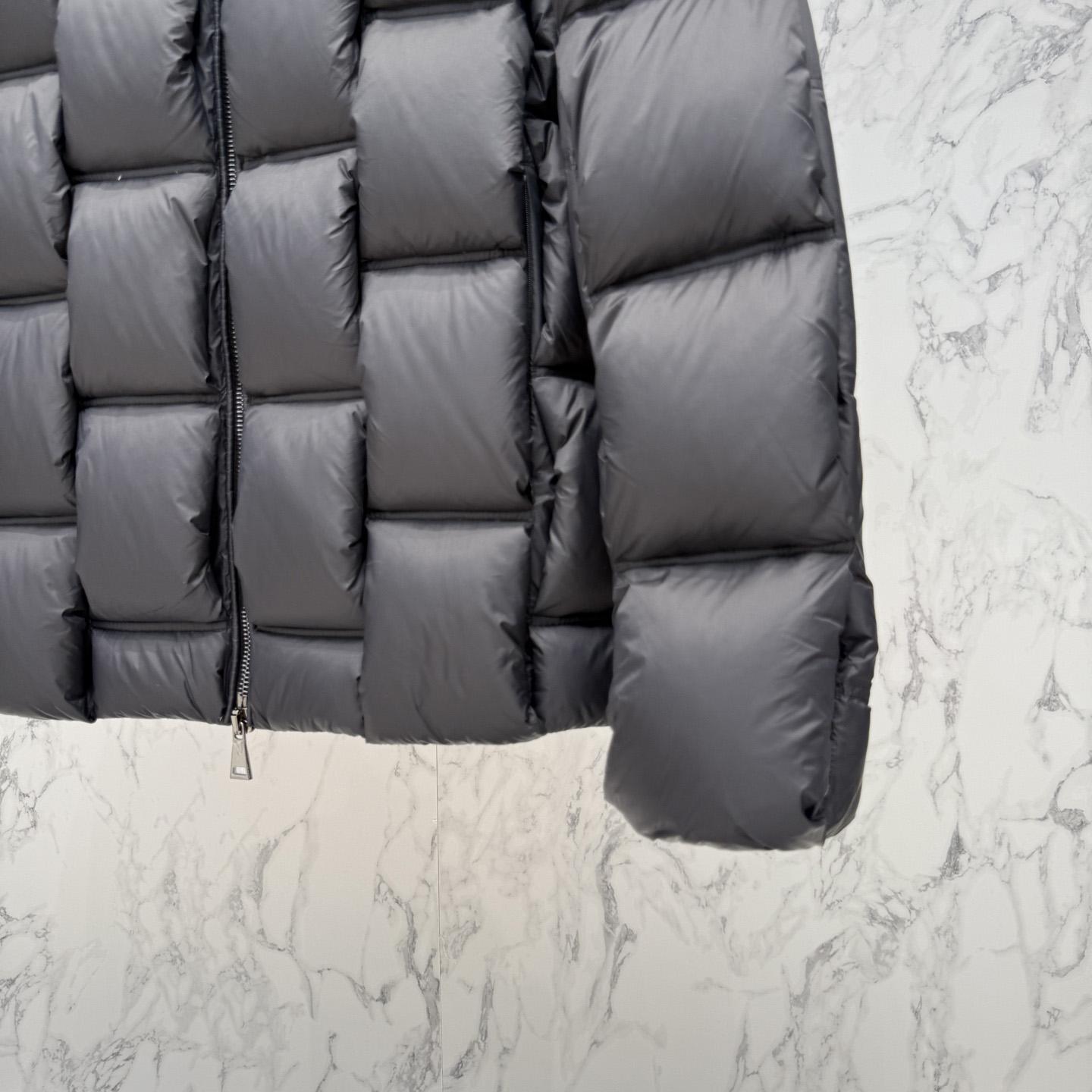 Moncler Short Down Jacket - DopestKickz