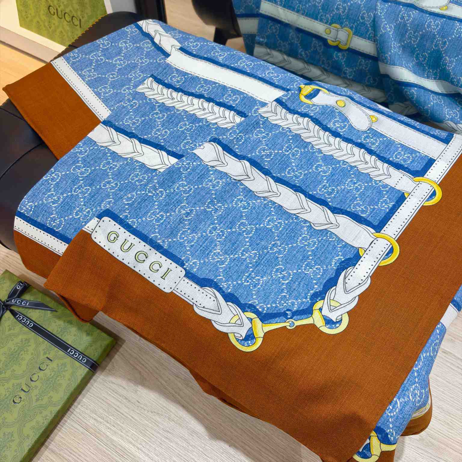 Gucci Printed Silk Twill Carré - DopestKickz