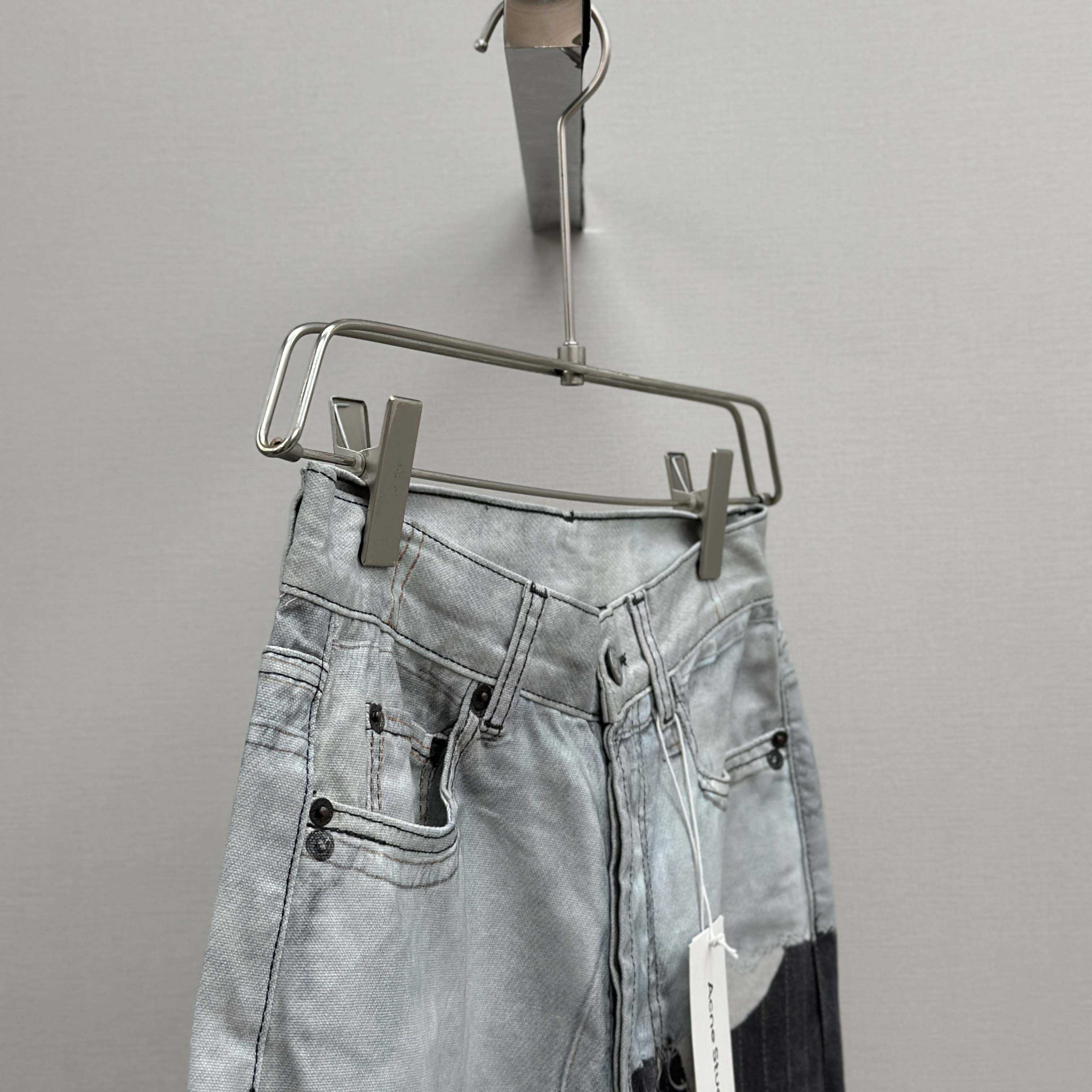 Acne Studios Loose fit jeans  - DopestKickz