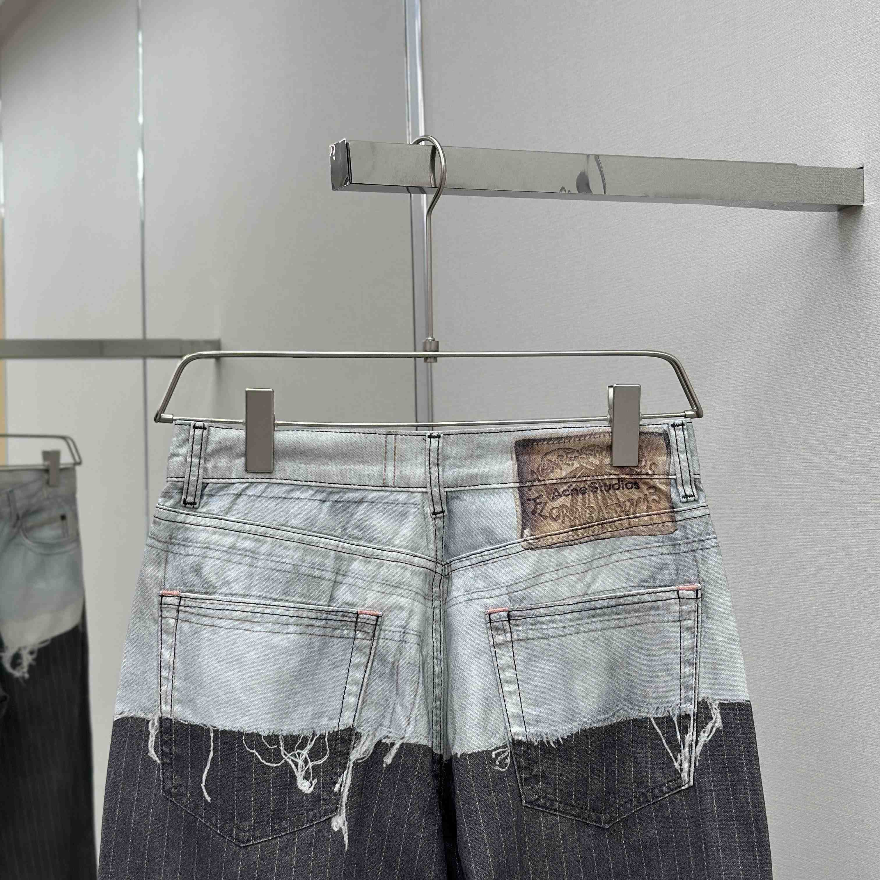 Acne Studios Loose fit jeans  - DopestKickz