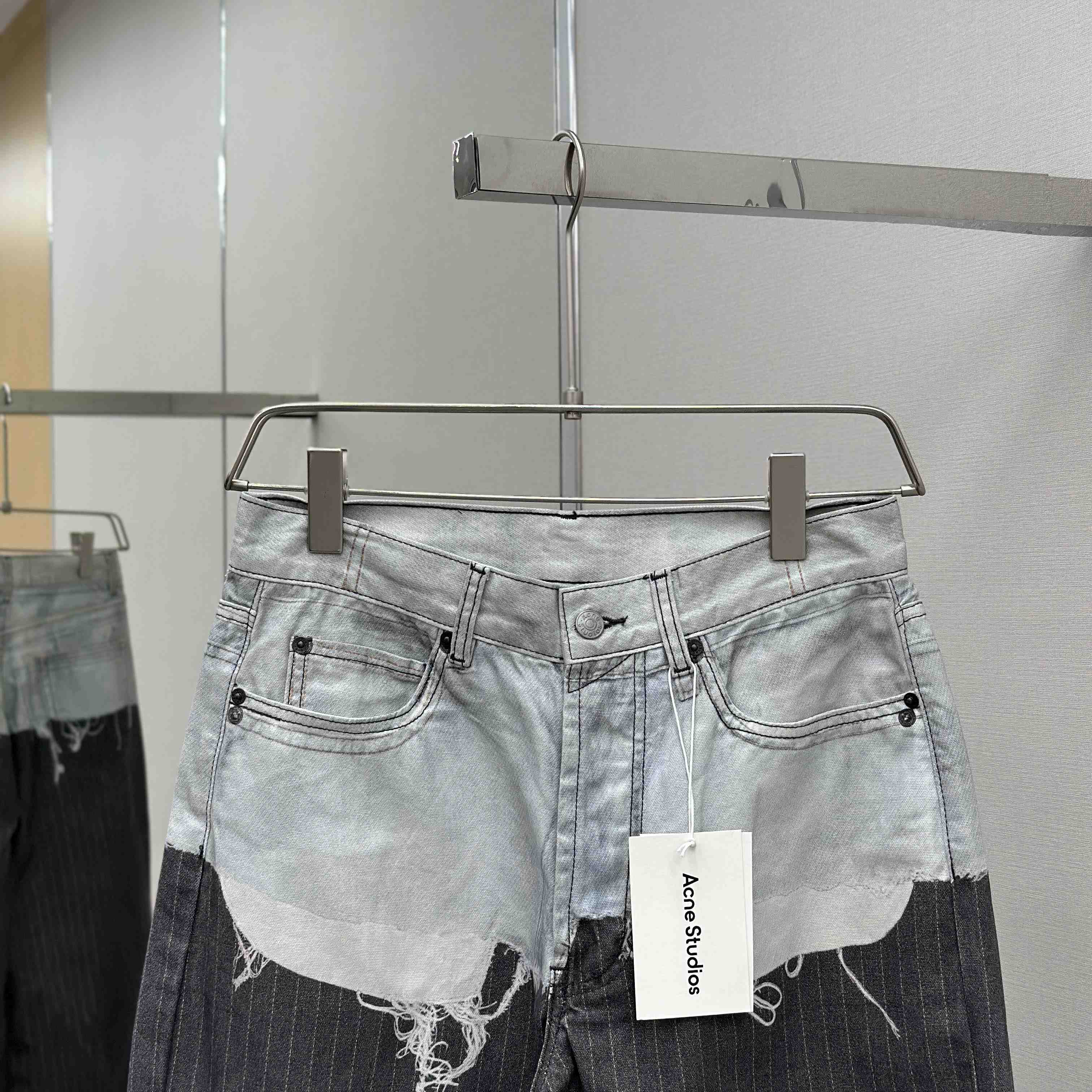 Acne Studios Loose fit jeans  - DopestKickz