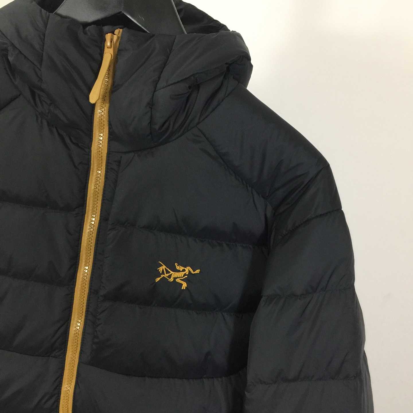 Arc'teryx Thorium Down Hooded Jacket - DopestKickz