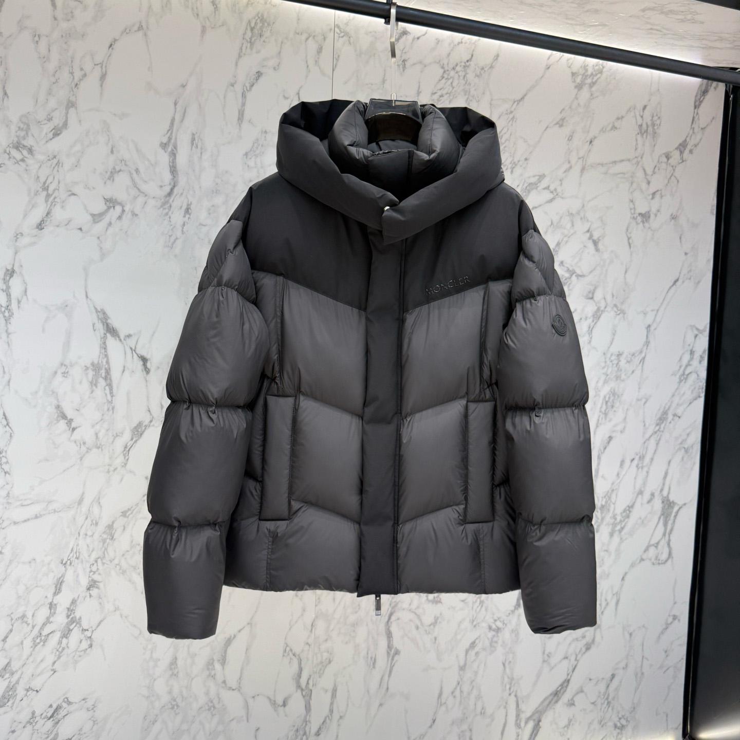 Moncler Short Down Jacket - DopestKickz