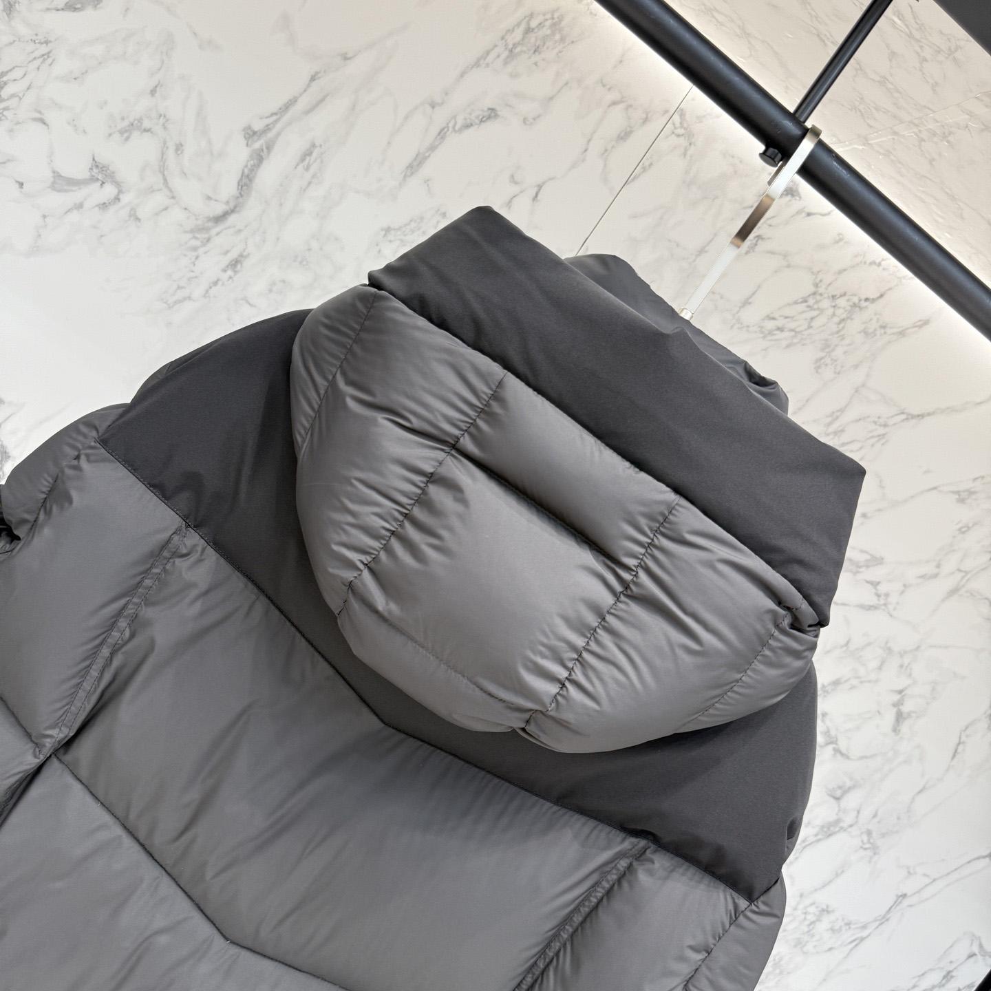 Moncler Short Down Jacket - DopestKickz